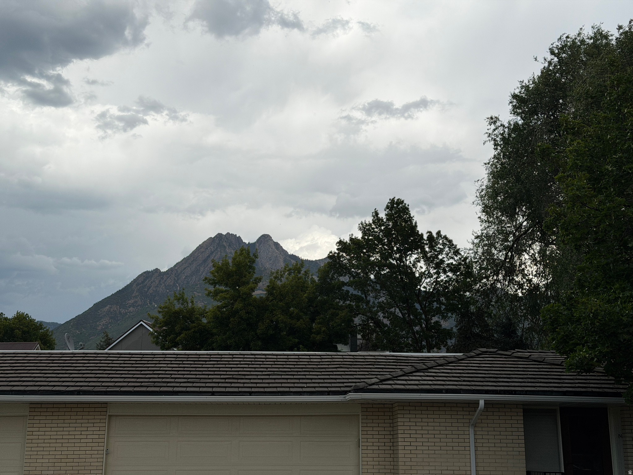 THE COTTONWOODS - Residential