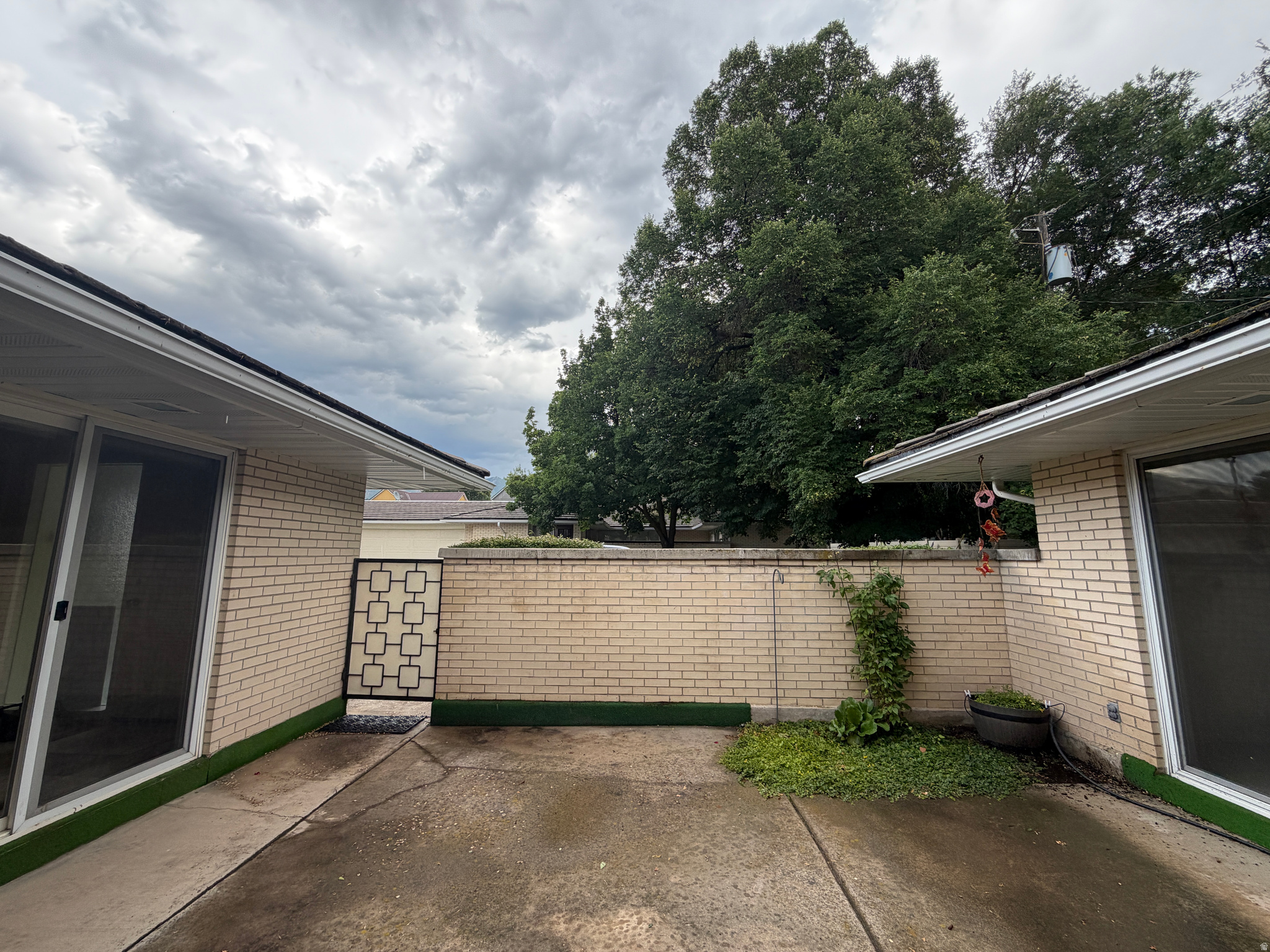 THE COTTONWOODS - Residential