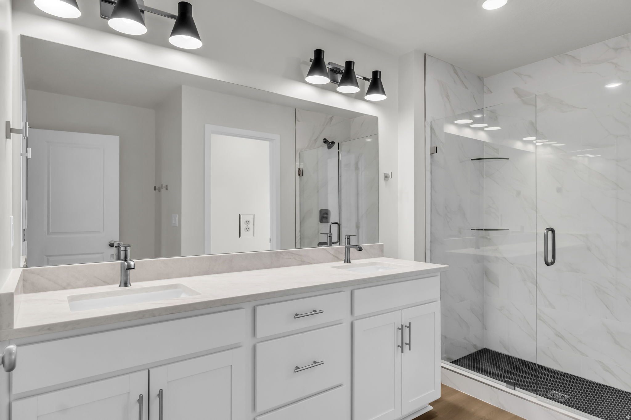 SILVER CREEK - Residential