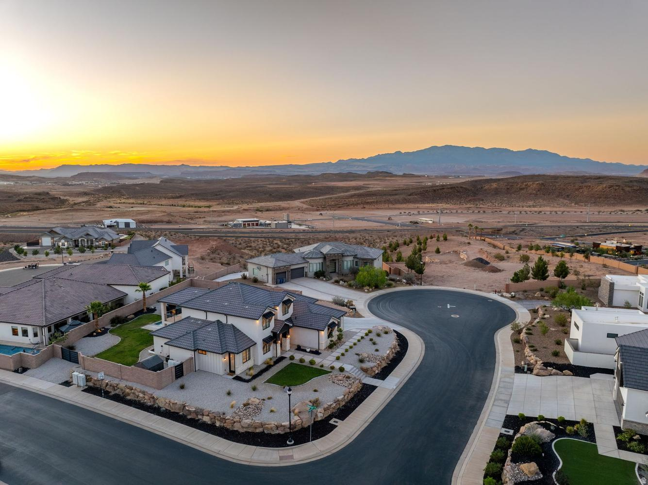 DESERT VIEW PH 1 - Residential