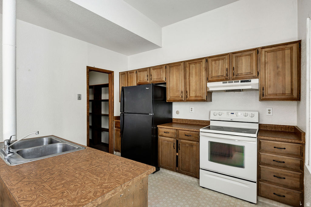 HERITAGE WEST CONDO - Residential
