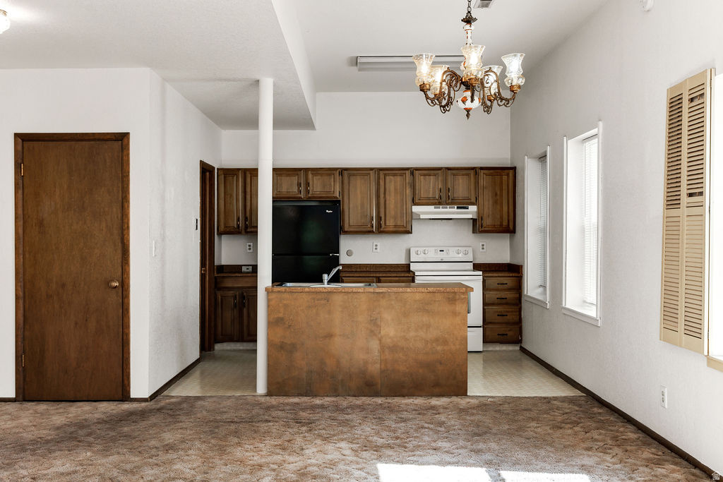 HERITAGE WEST CONDO - Residential