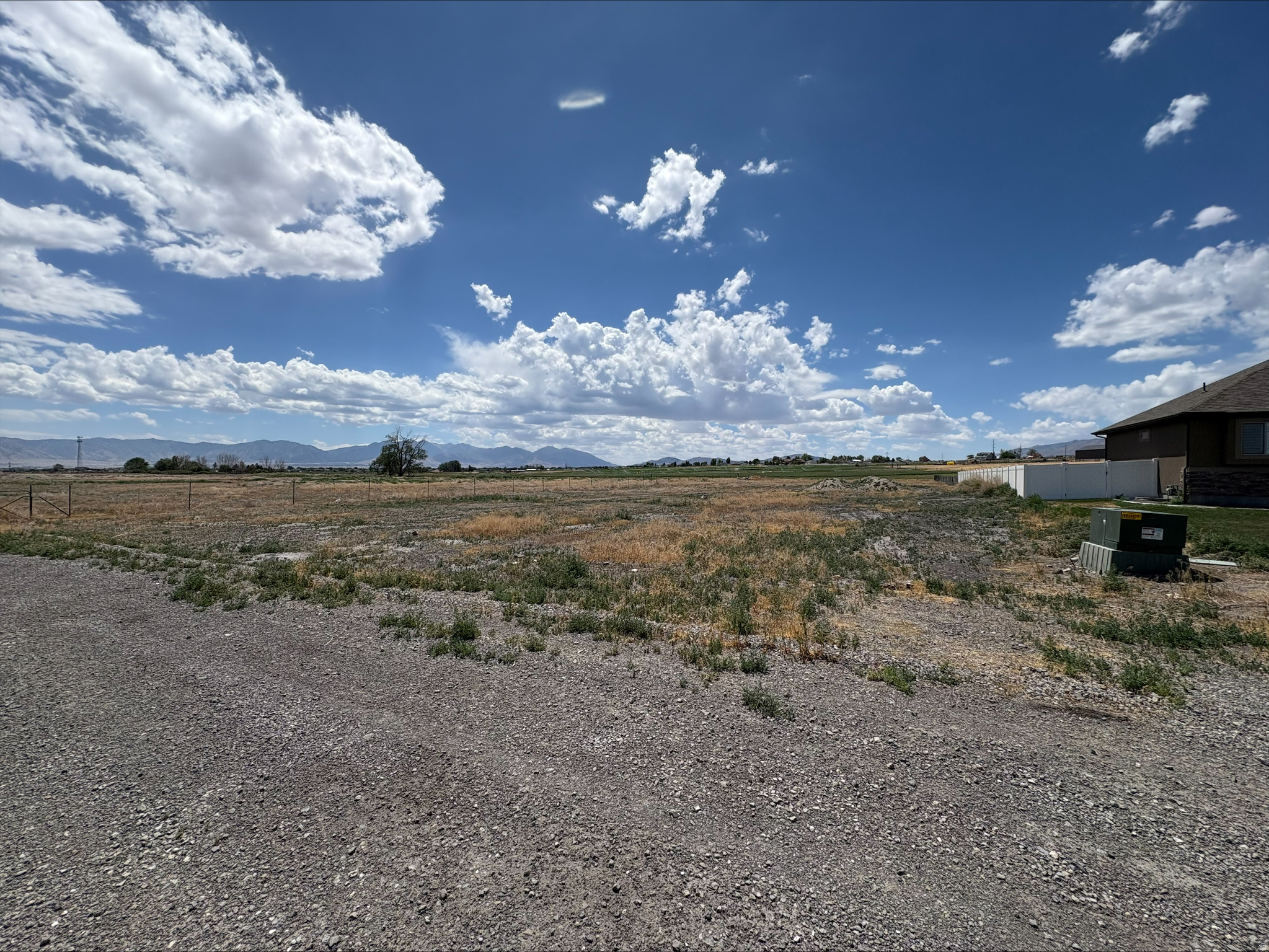 WILLOW FIELDS SUBDIVISION - Land