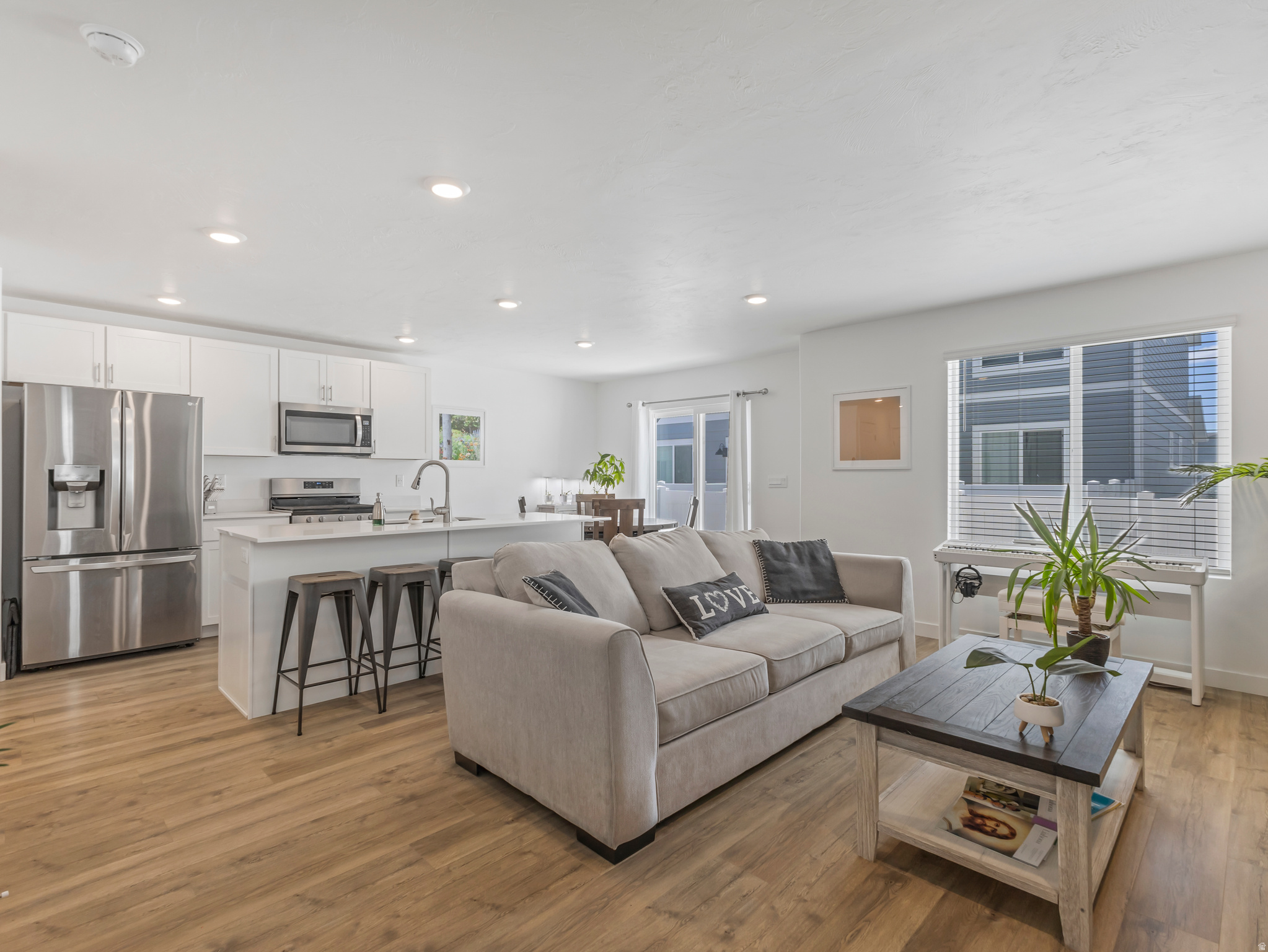 EAGLE POINT - Residential
