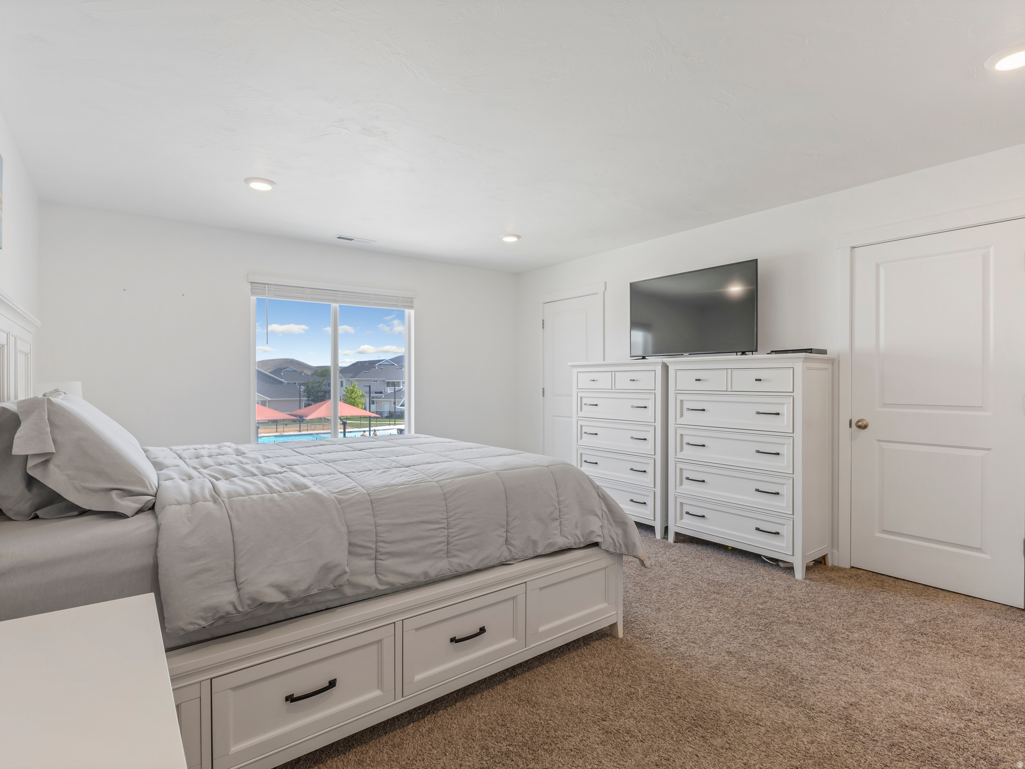 EAGLE POINT - Residential