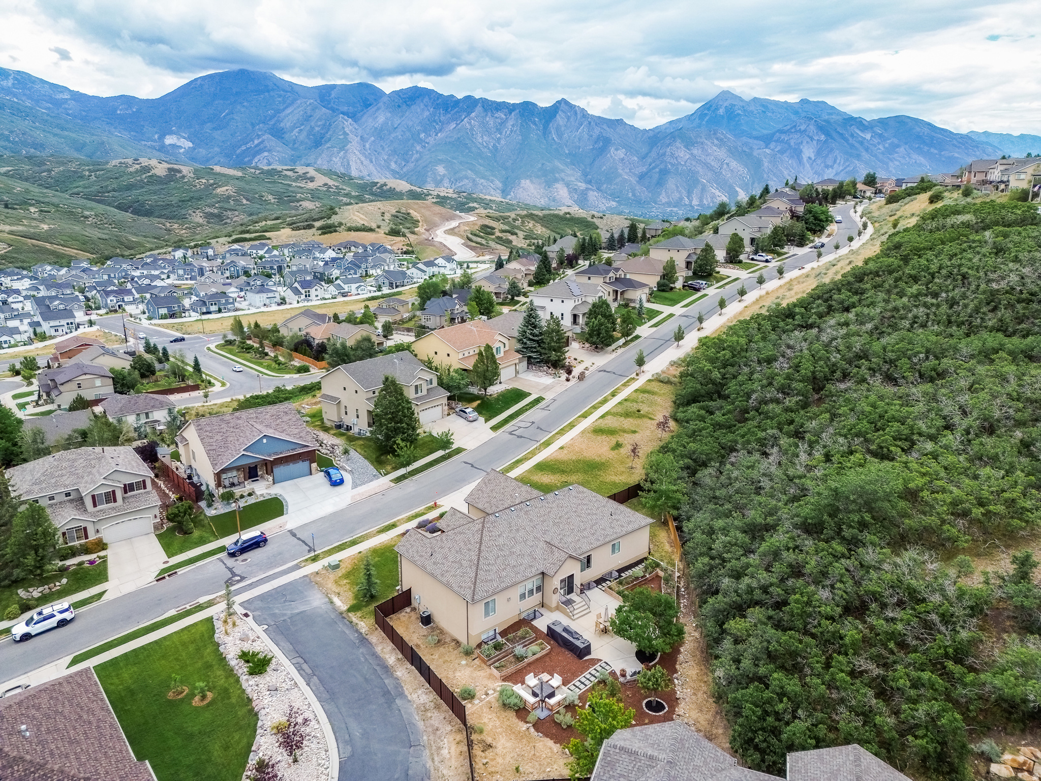 EAGLE CREST NO 1 AT SUNCREST - Residential