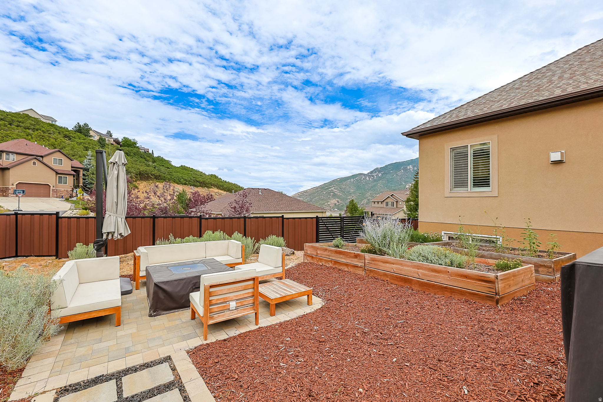 EAGLE CREST NO 1 AT SUNCREST - Residential