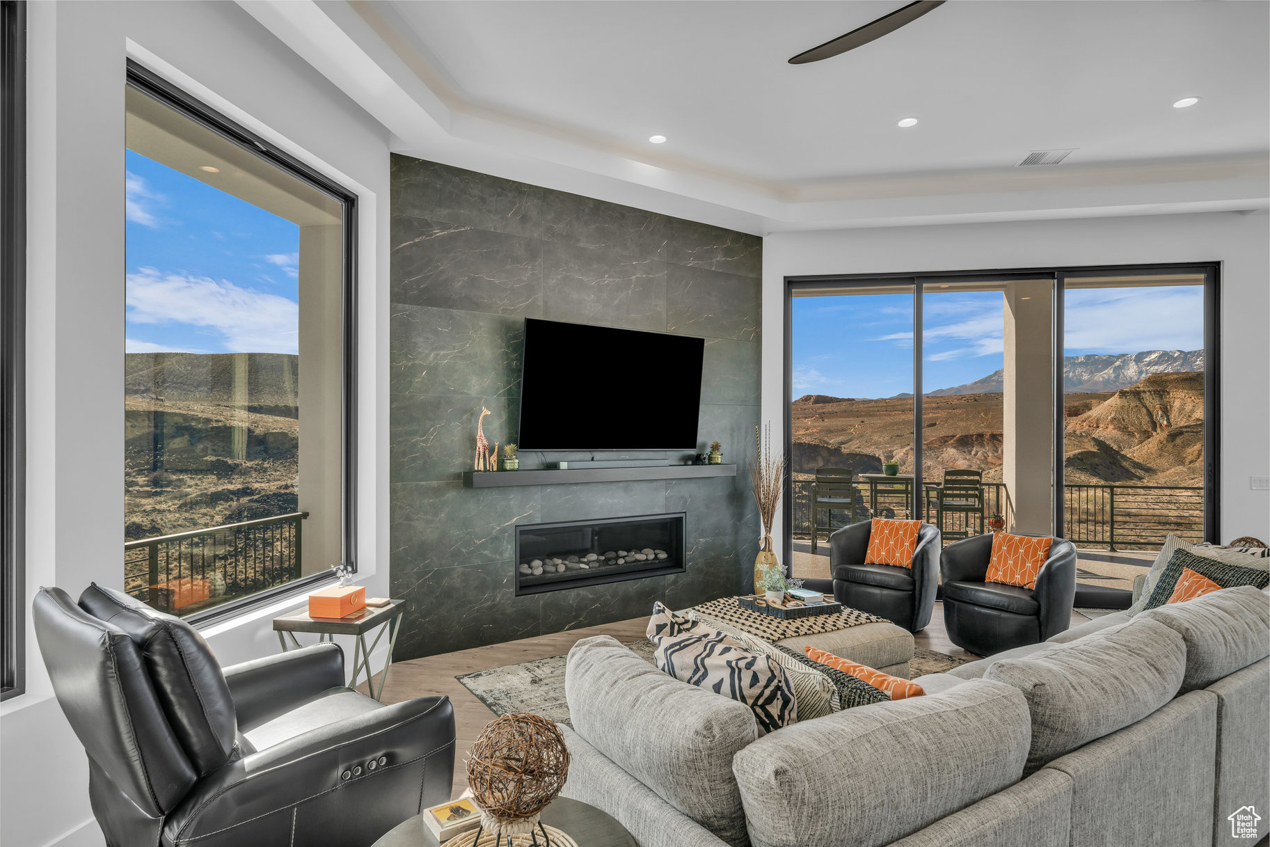 INDEPENDENCE POINT - Residential