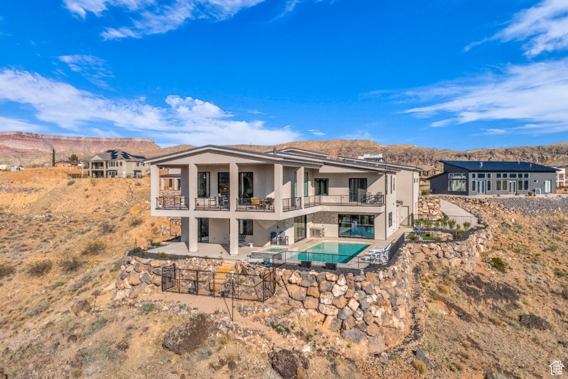 INDEPENDENCE POINT - Residential