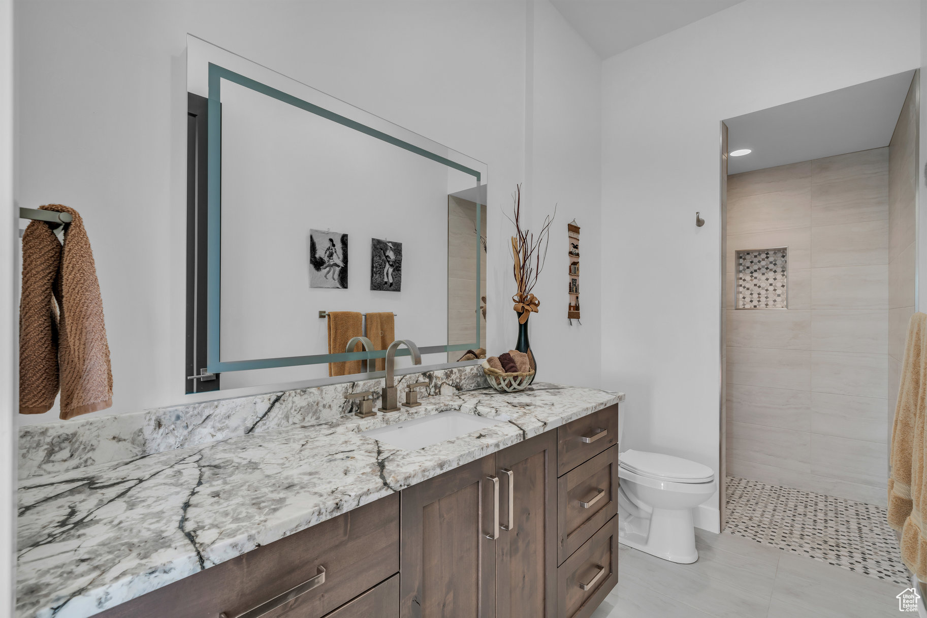 INDEPENDENCE POINT - Residential