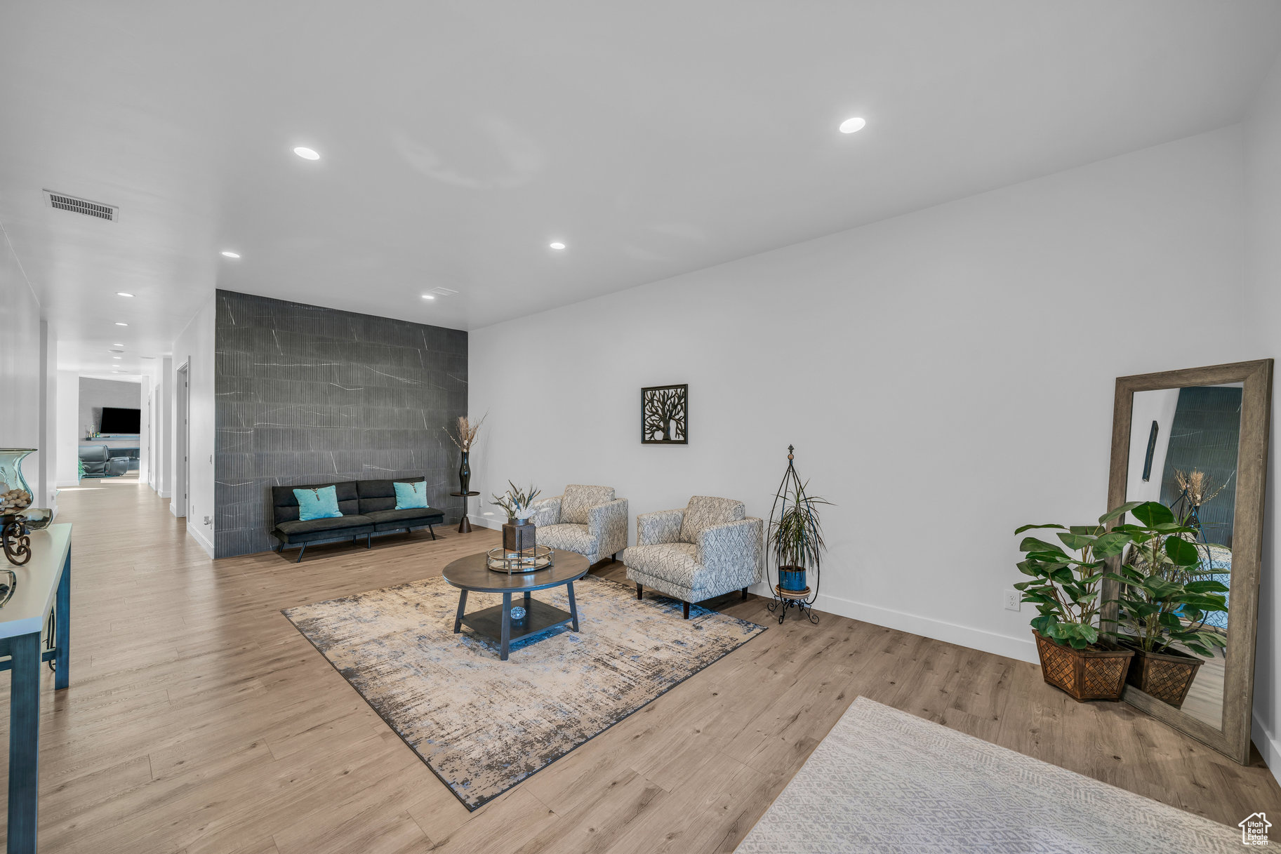 INDEPENDENCE POINT - Residential