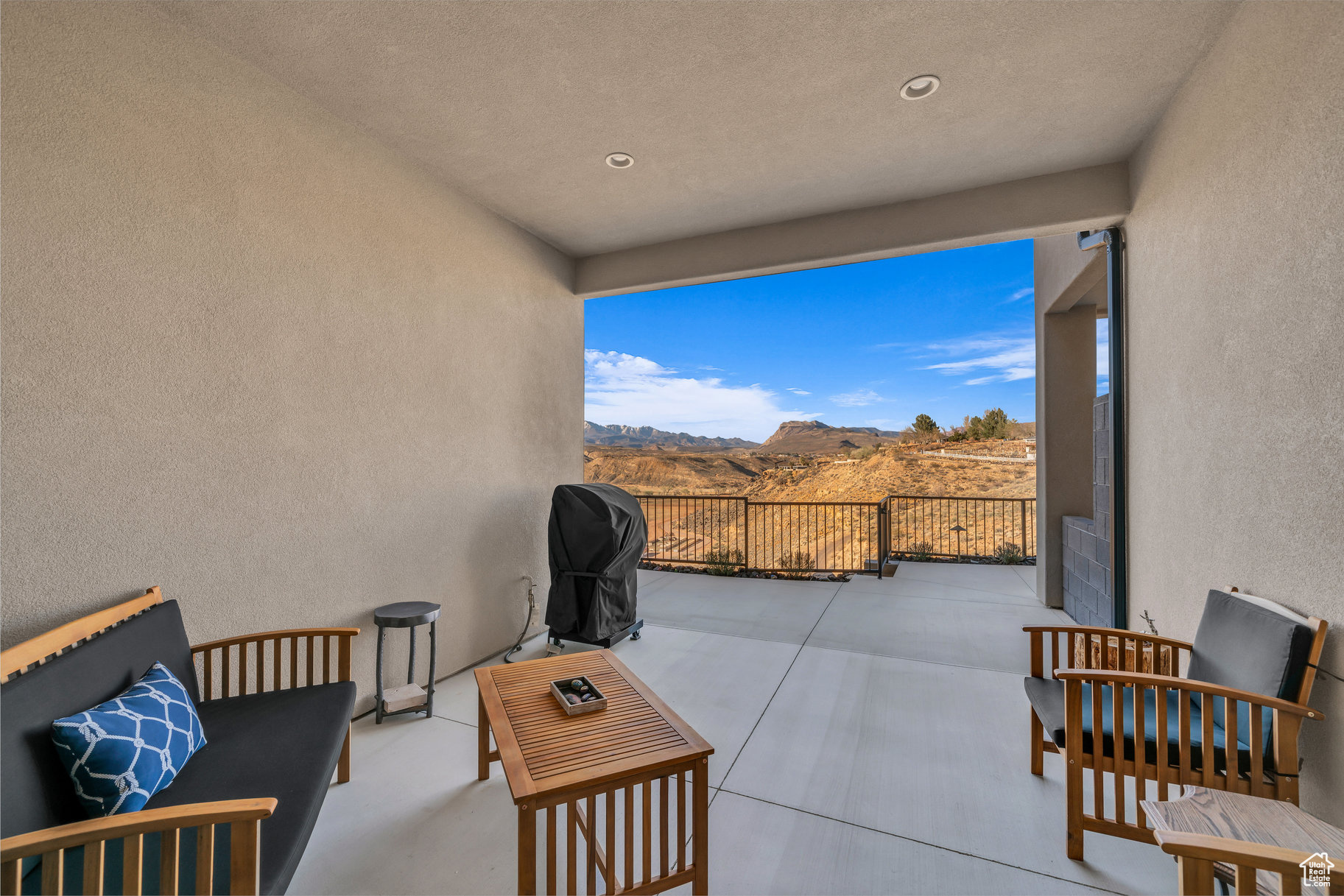 INDEPENDENCE POINT - Residential