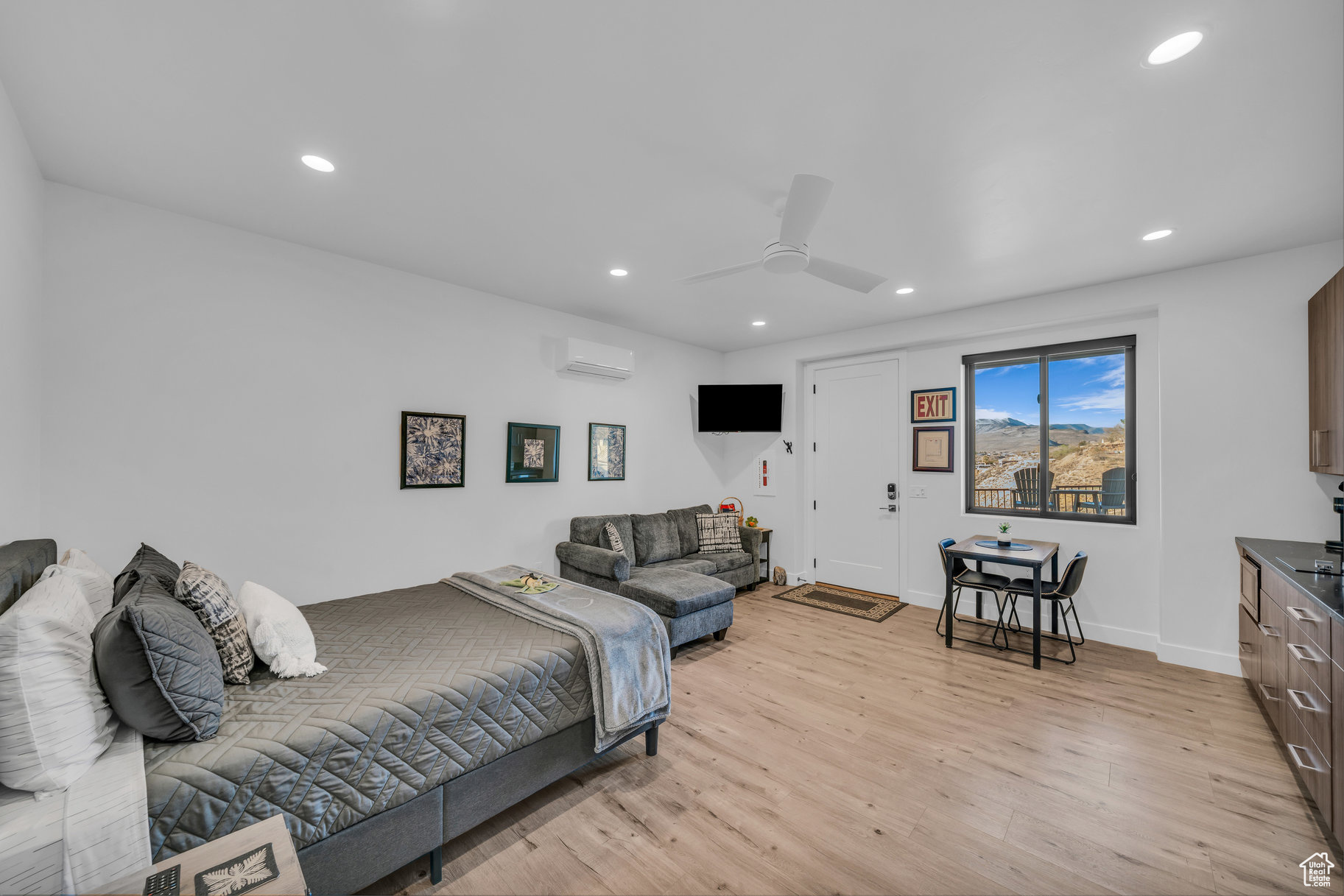 INDEPENDENCE POINT - Residential