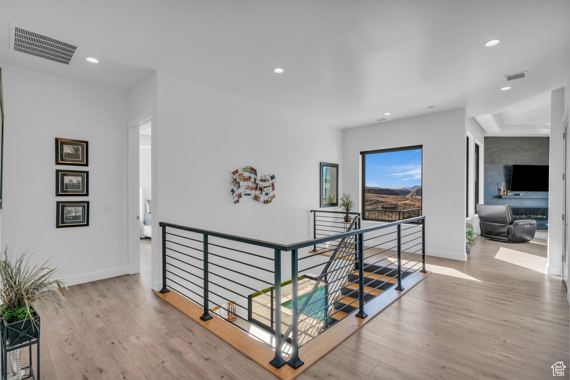 INDEPENDENCE POINT - Residential