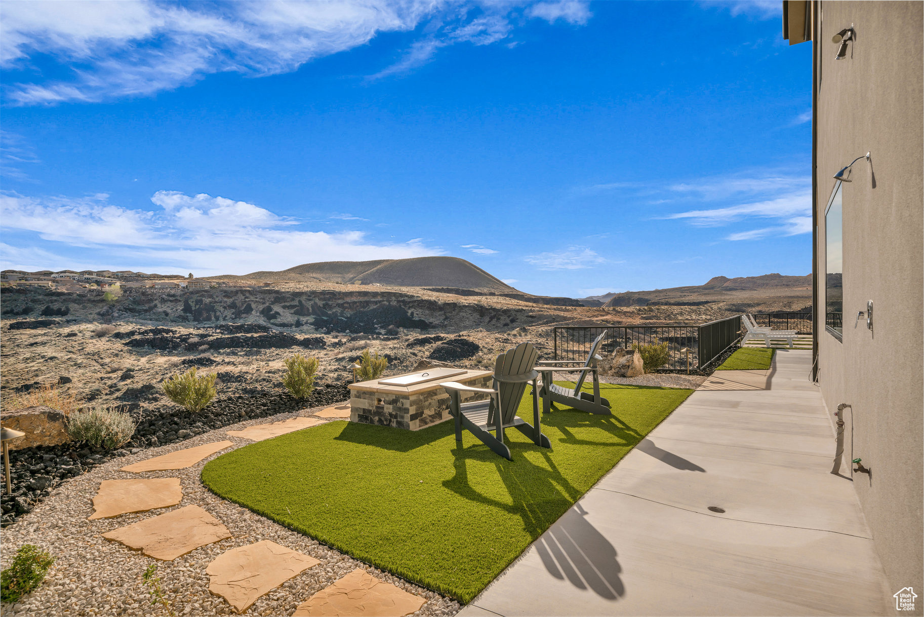 INDEPENDENCE POINT - Residential