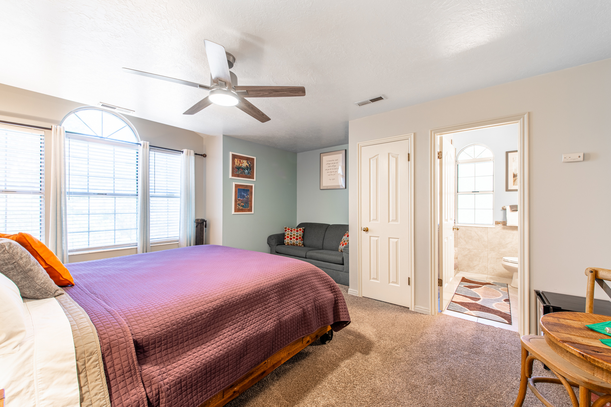 CANYON VIEW - Commercial Sale
