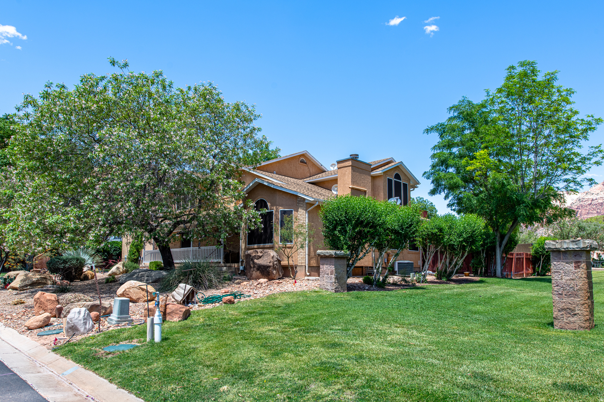 CANYON VIEW - Commercial Sale