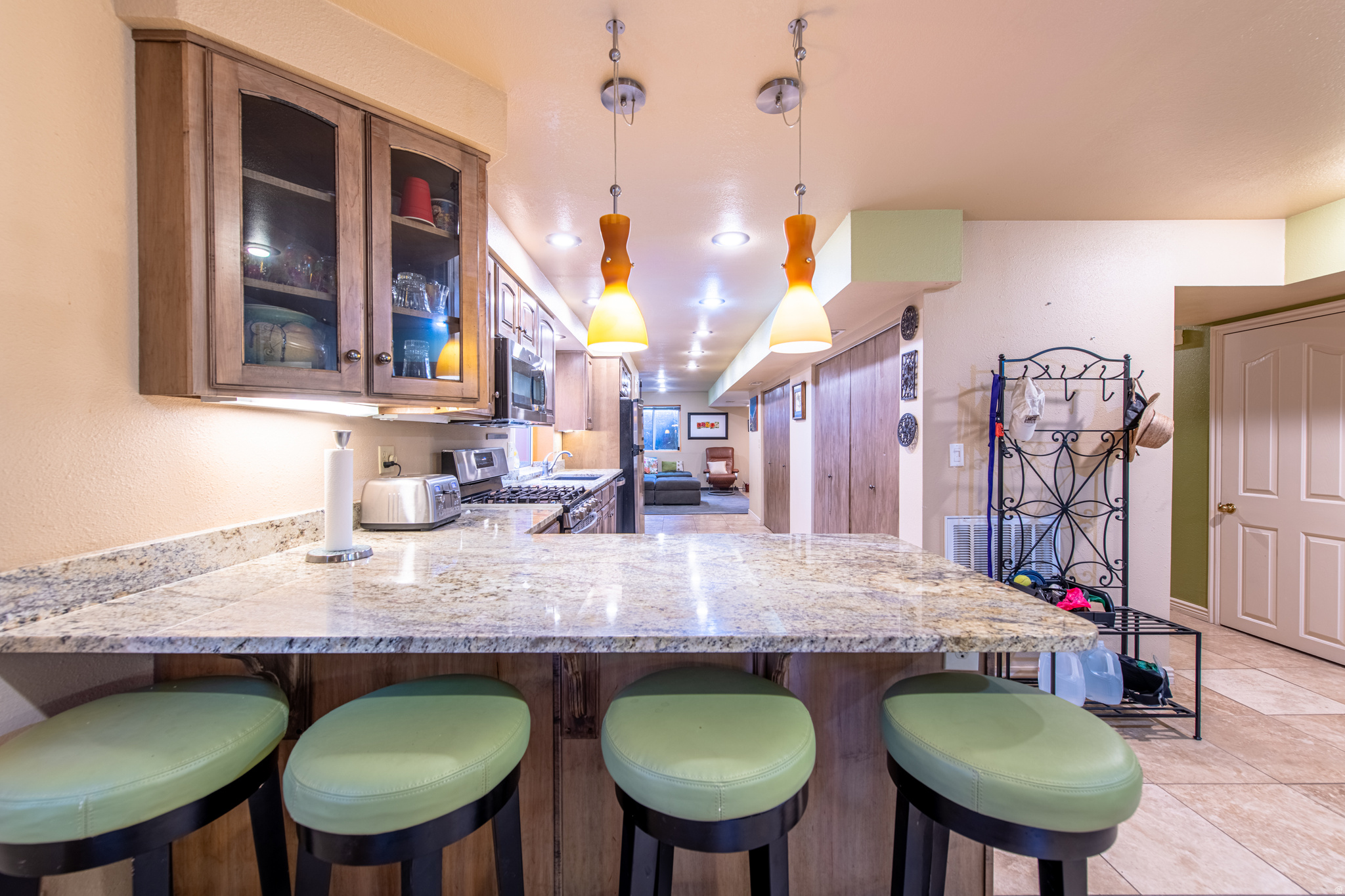 CANYON VIEW - Commercial Sale