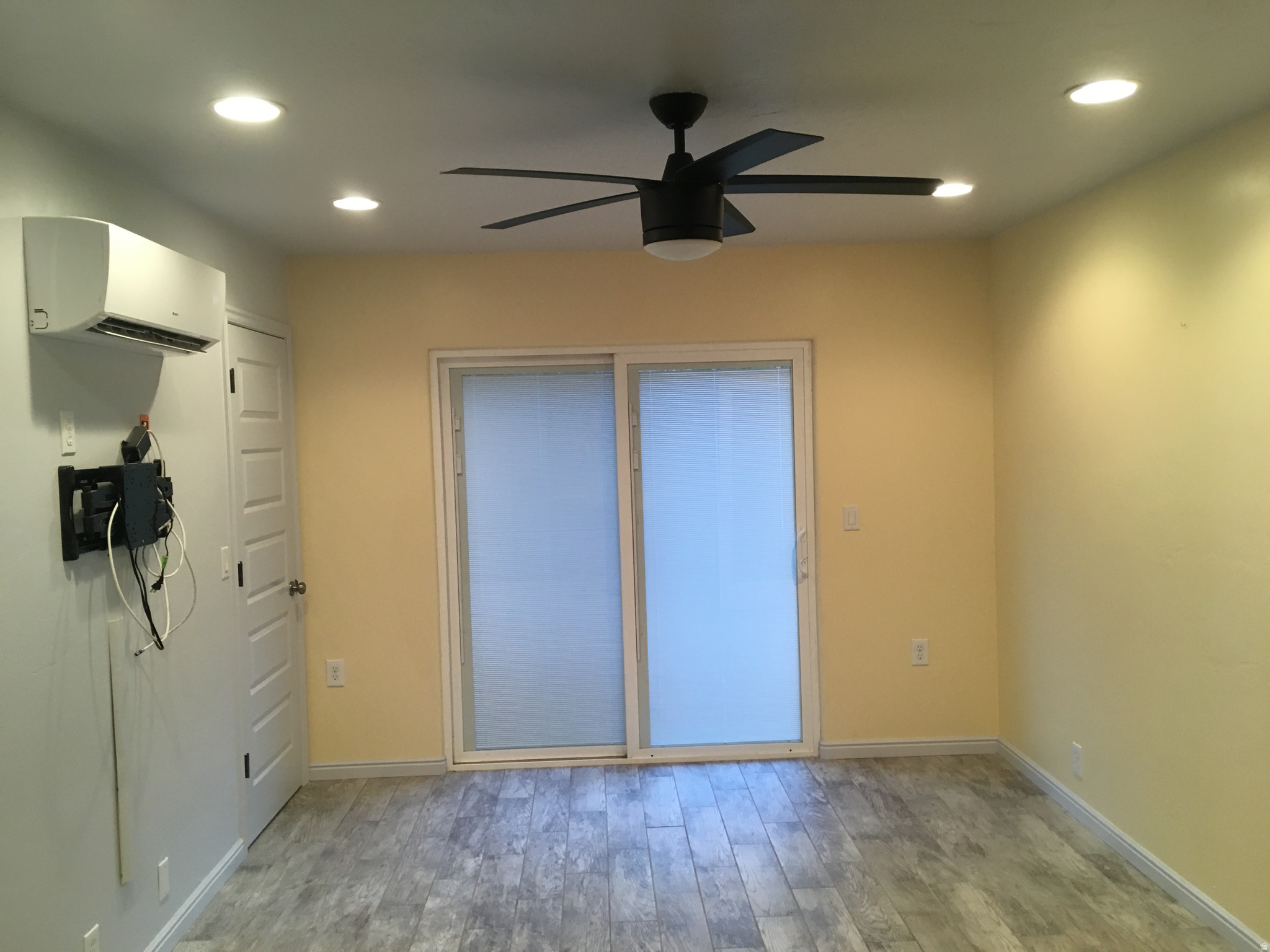 CANYON VIEW - Commercial Sale