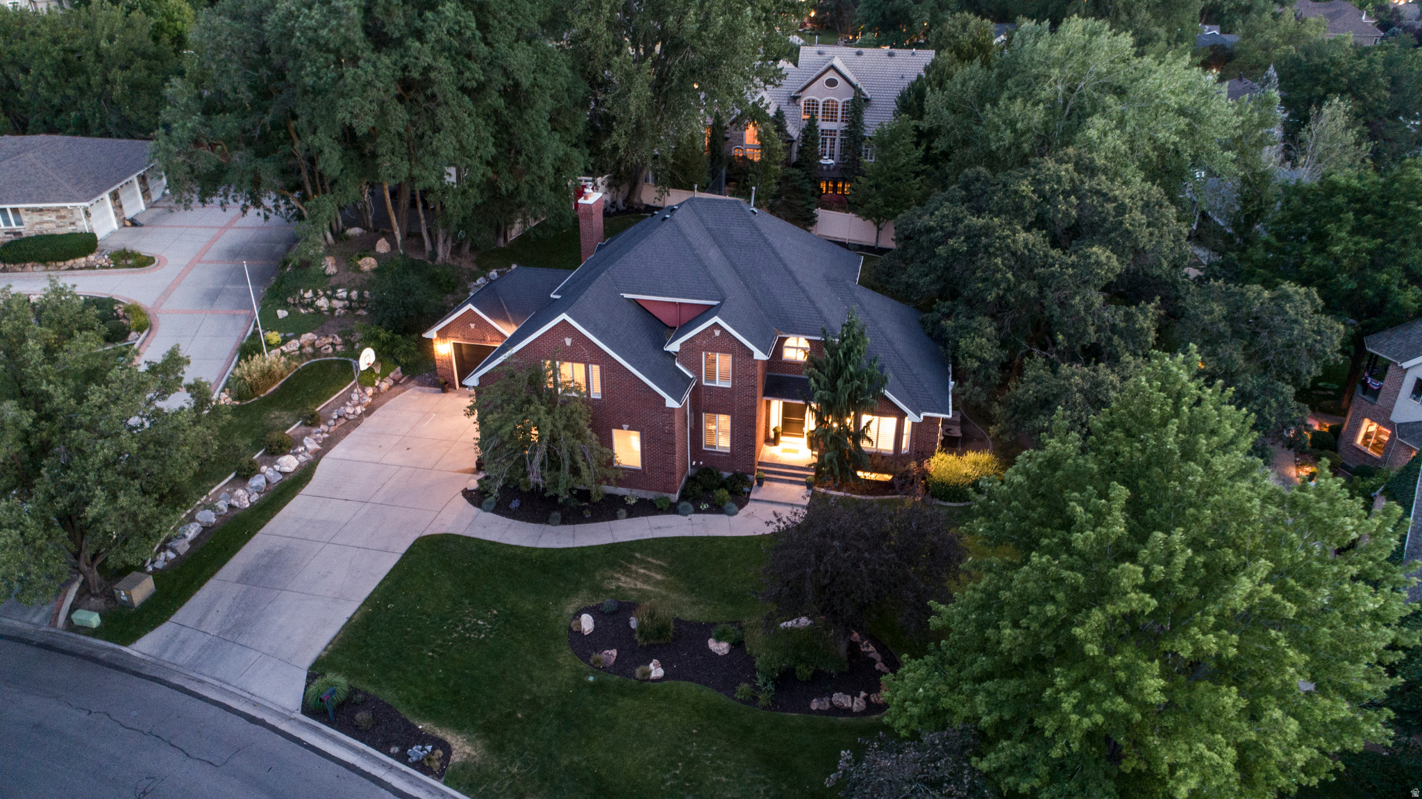 DRAPER OAKS - Residential