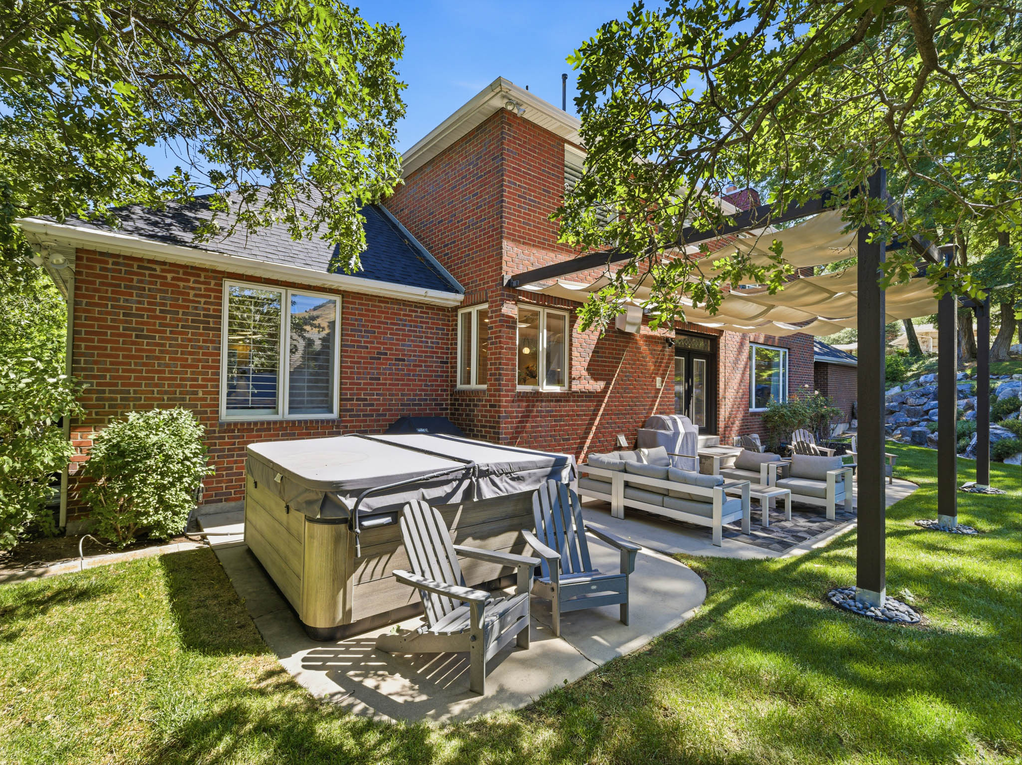 DRAPER OAKS - Residential