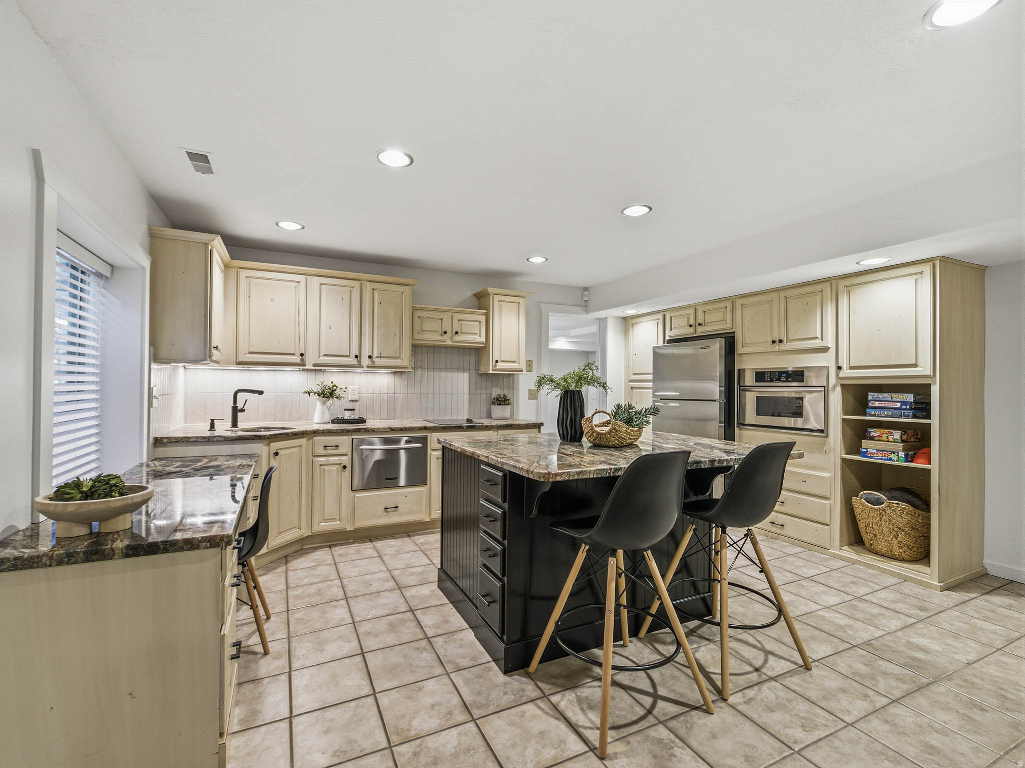 DRAPER OAKS - Residential