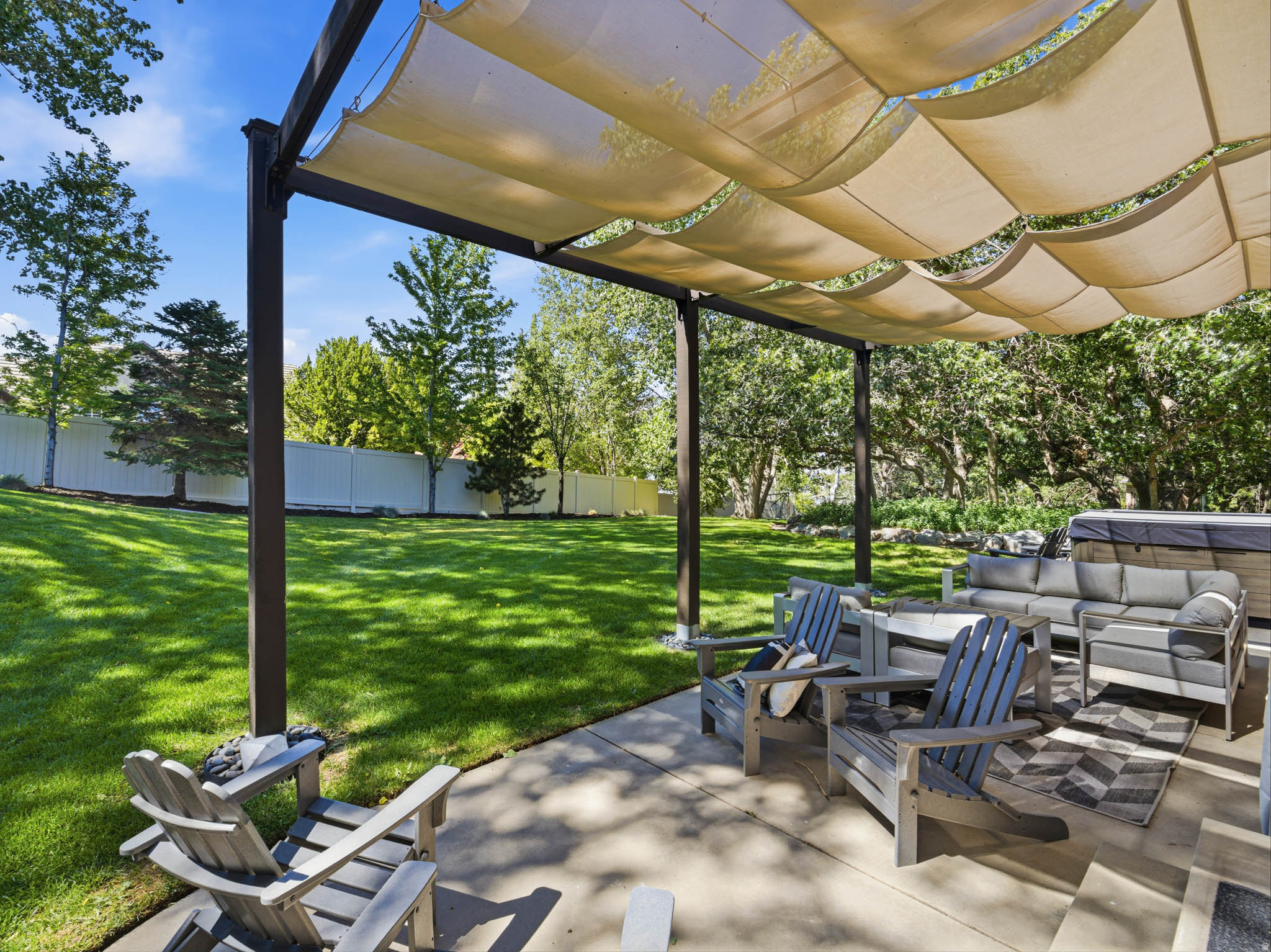 DRAPER OAKS - Residential
