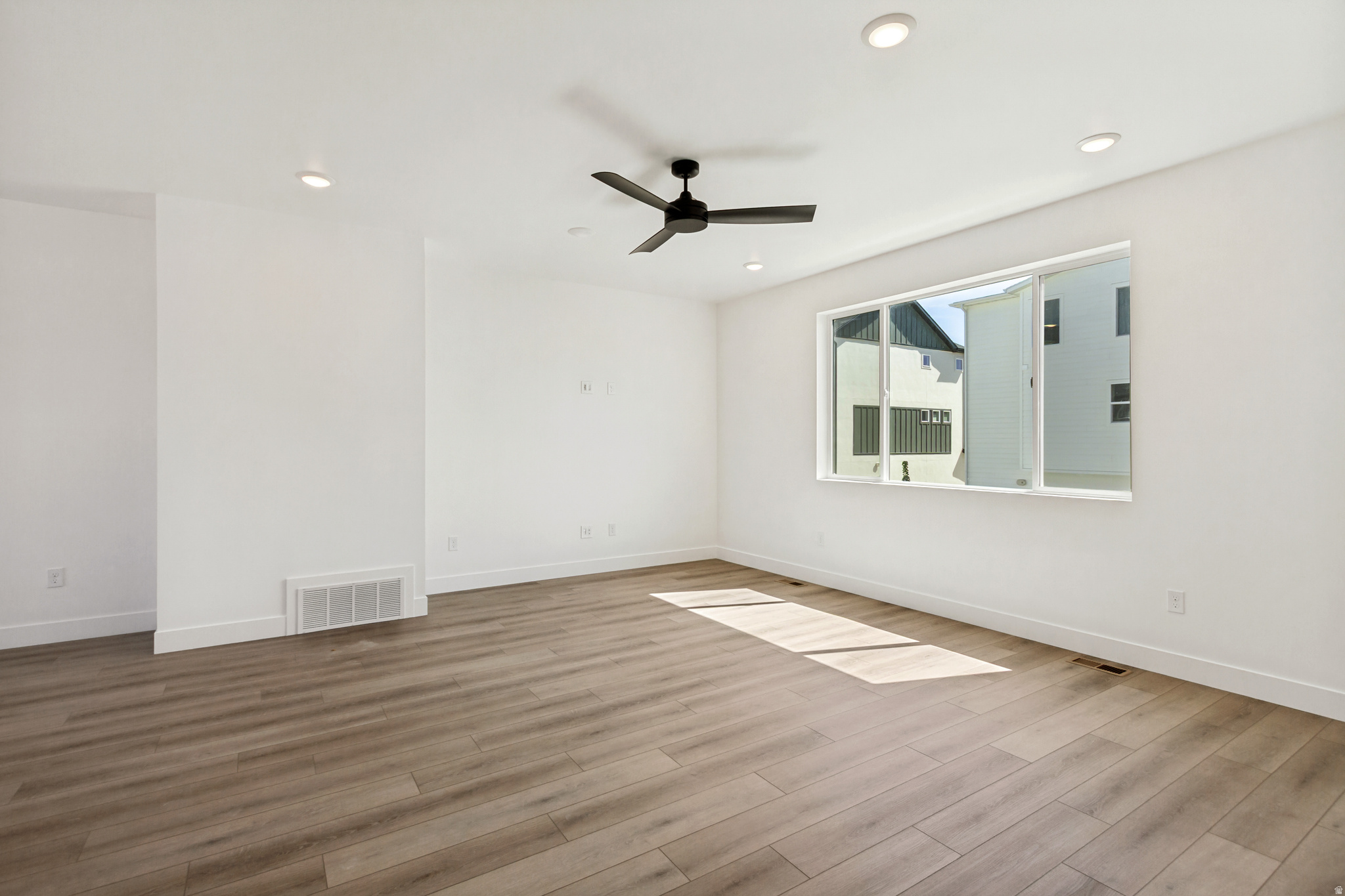 TOWNS AT BRYLEE FARMS - Residential