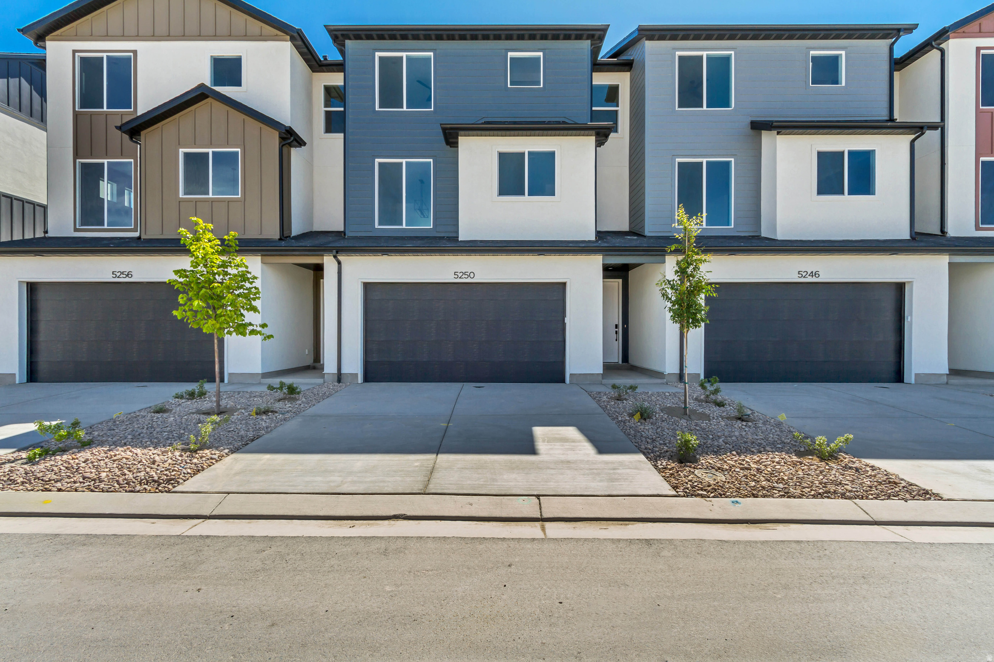 TOWNS AT BRYLEE FARMS - Residential