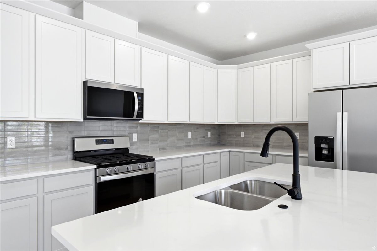 KIOWA COURT - Residential