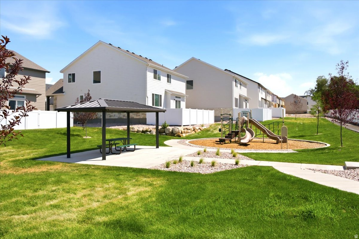 KIOWA COURT - Residential