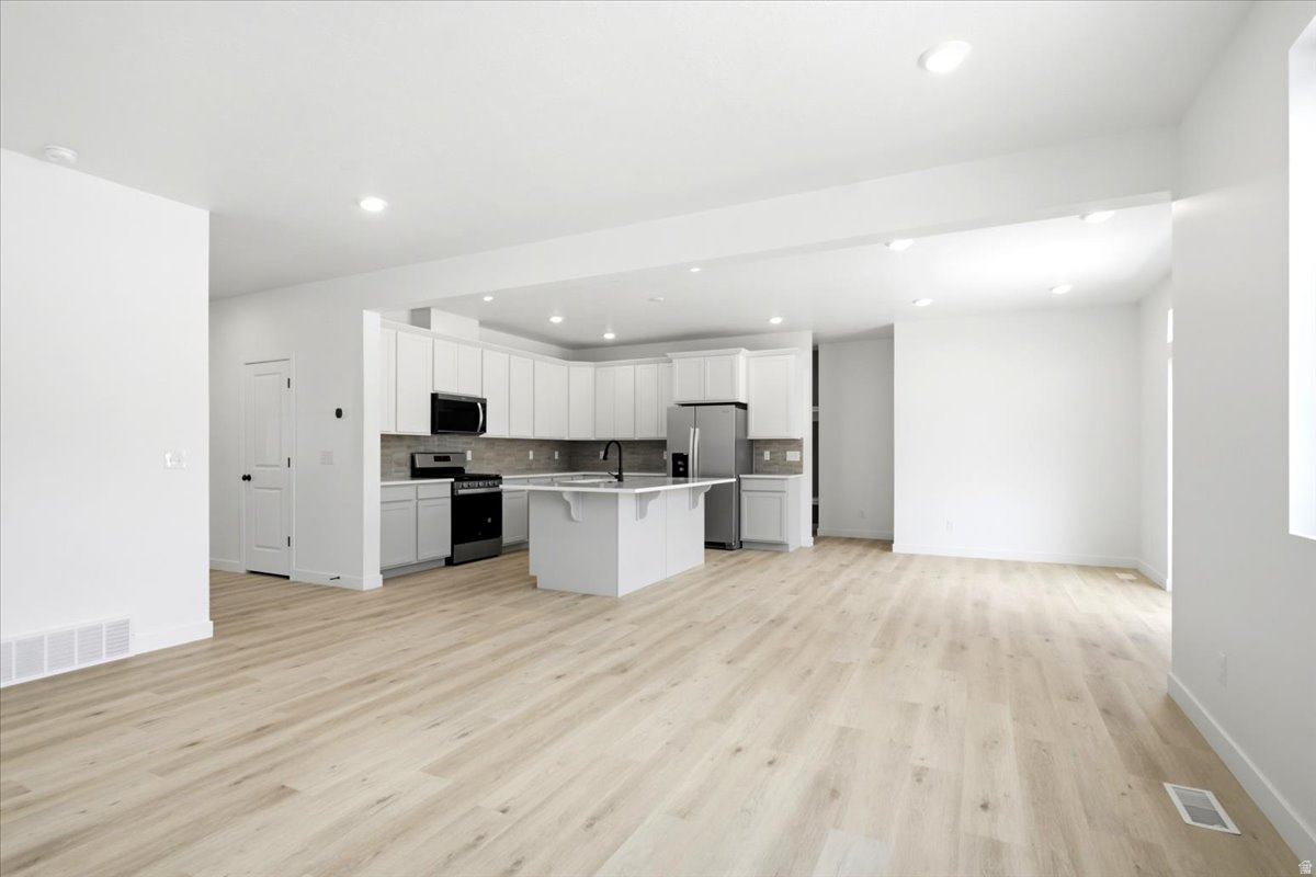 KIOWA COURT - Residential