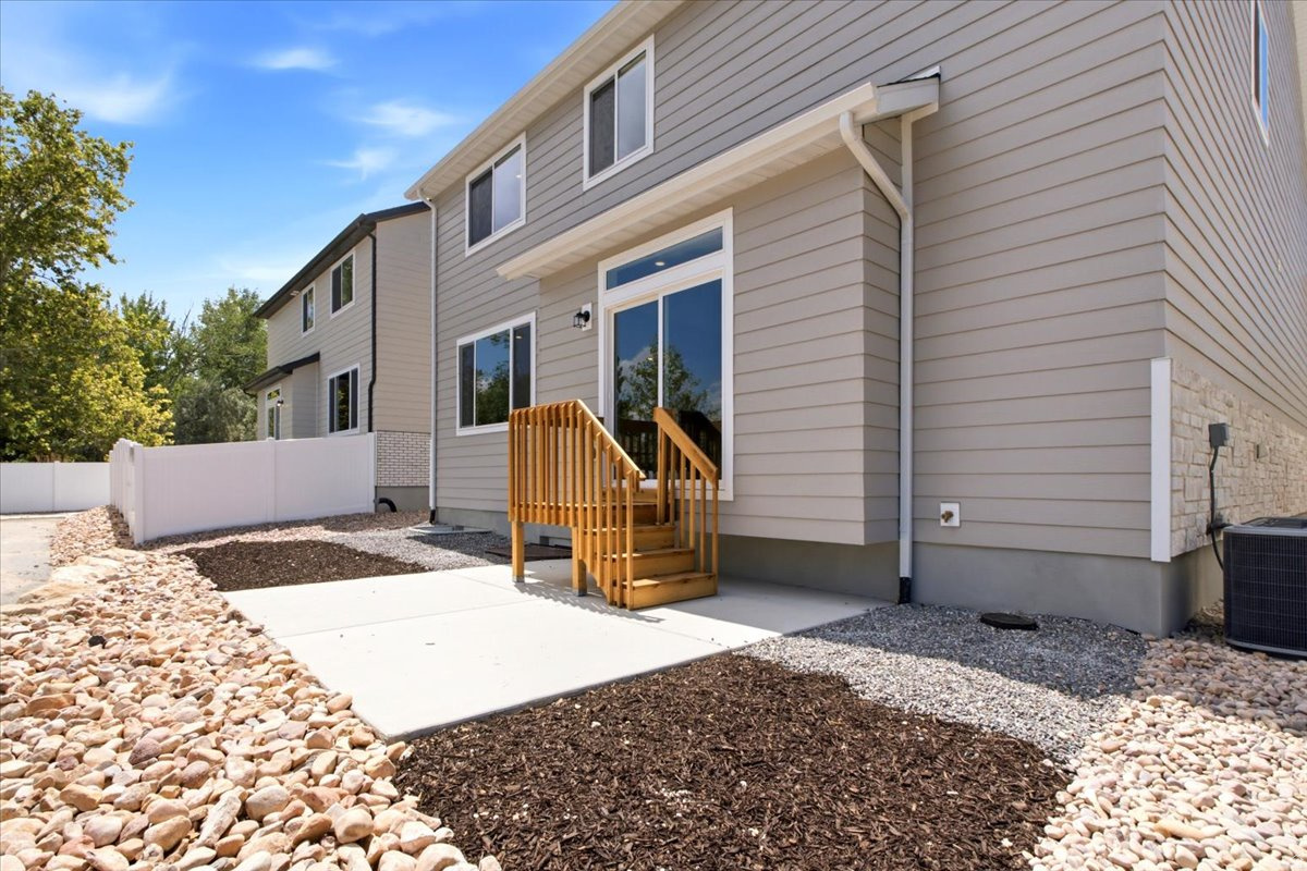 KIOWA COURT - Residential