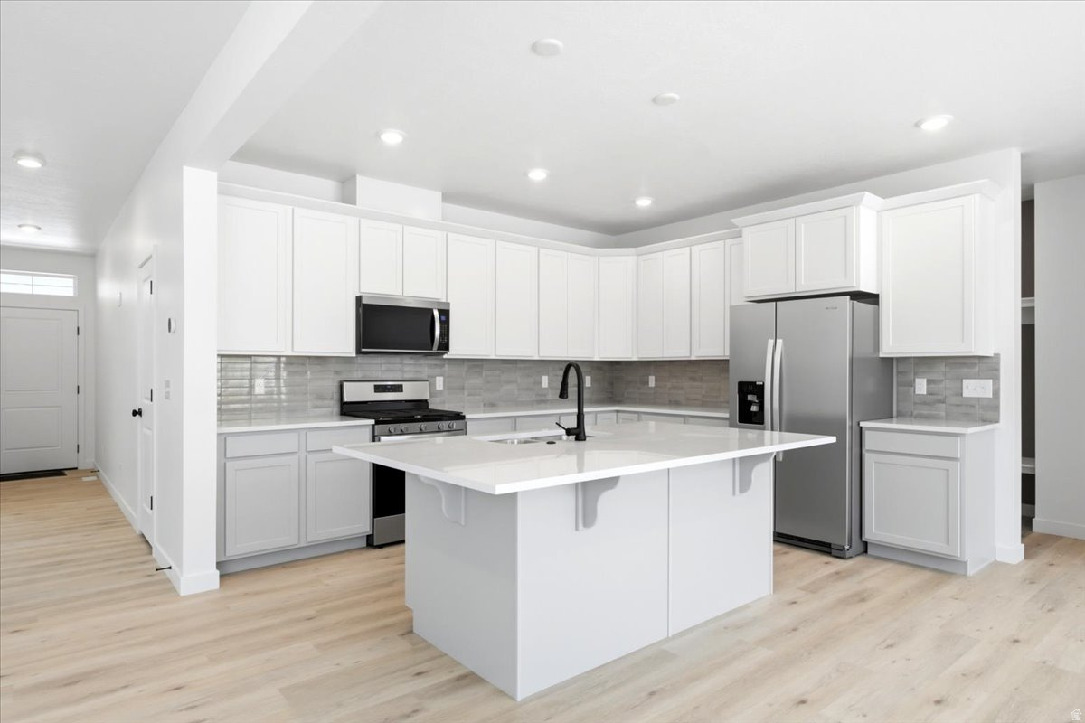 KIOWA COURT - Residential