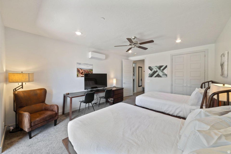 VILLAS AT SAND HOLLOW PH 4 - Residential