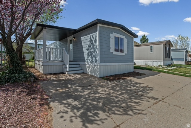QUAIL RIDGE MANUFACTURED HOME COMMUNITY - Residential