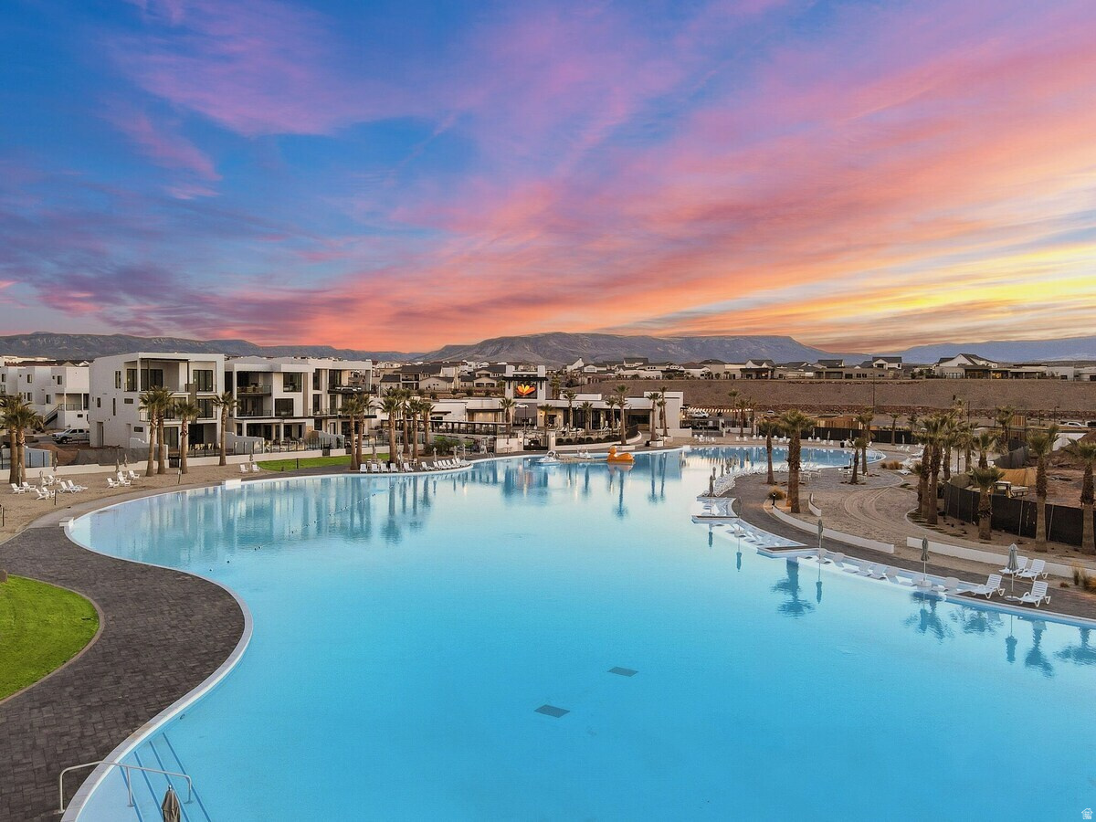 DESERT COLOR - Residential