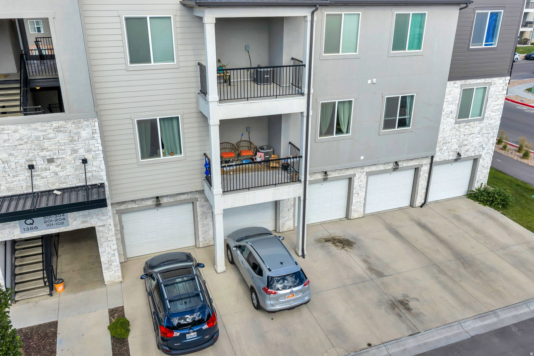 GARDNER POINT - Residential