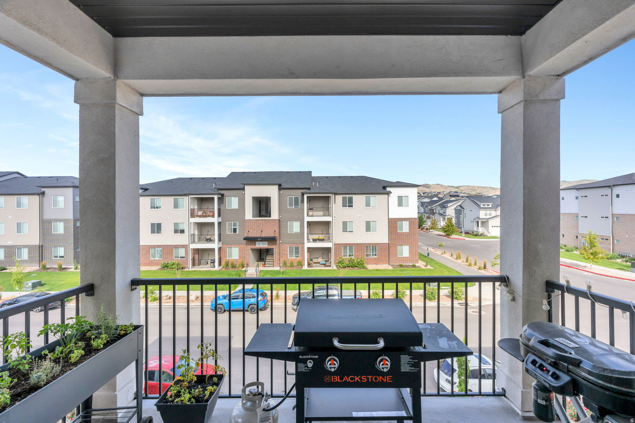 GARDNER POINT - Residential
