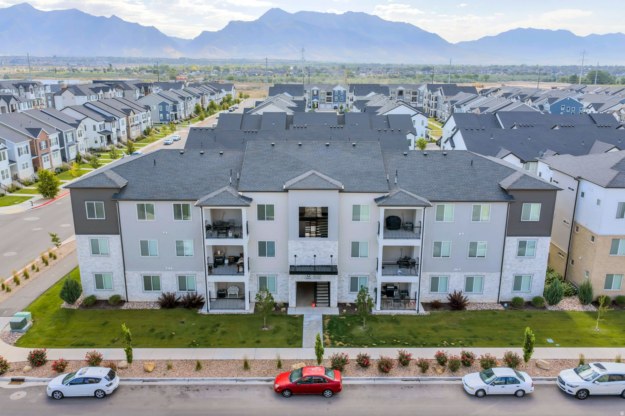 GARDNER POINT - Residential