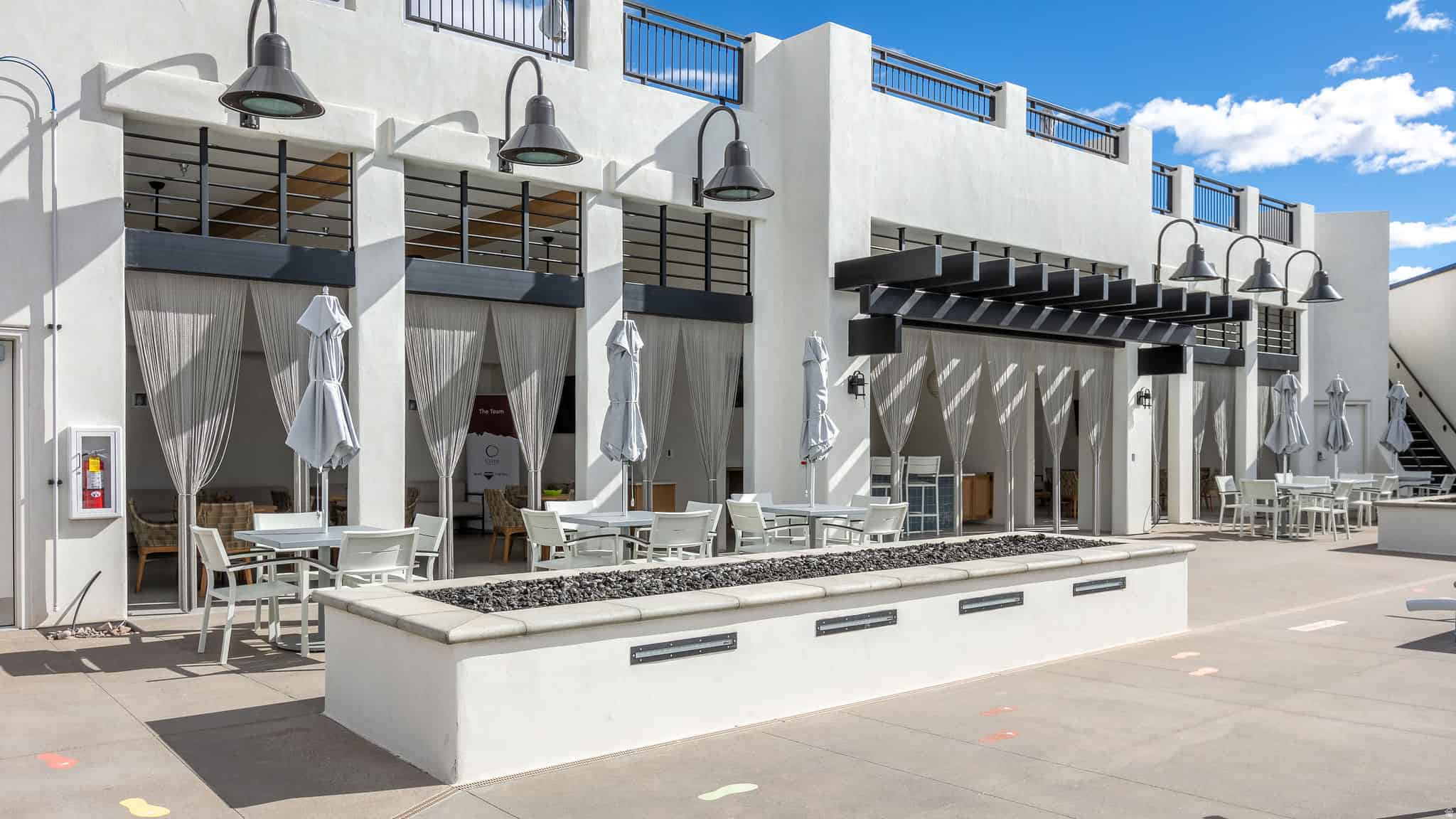 DESERT COLOR - Residential
