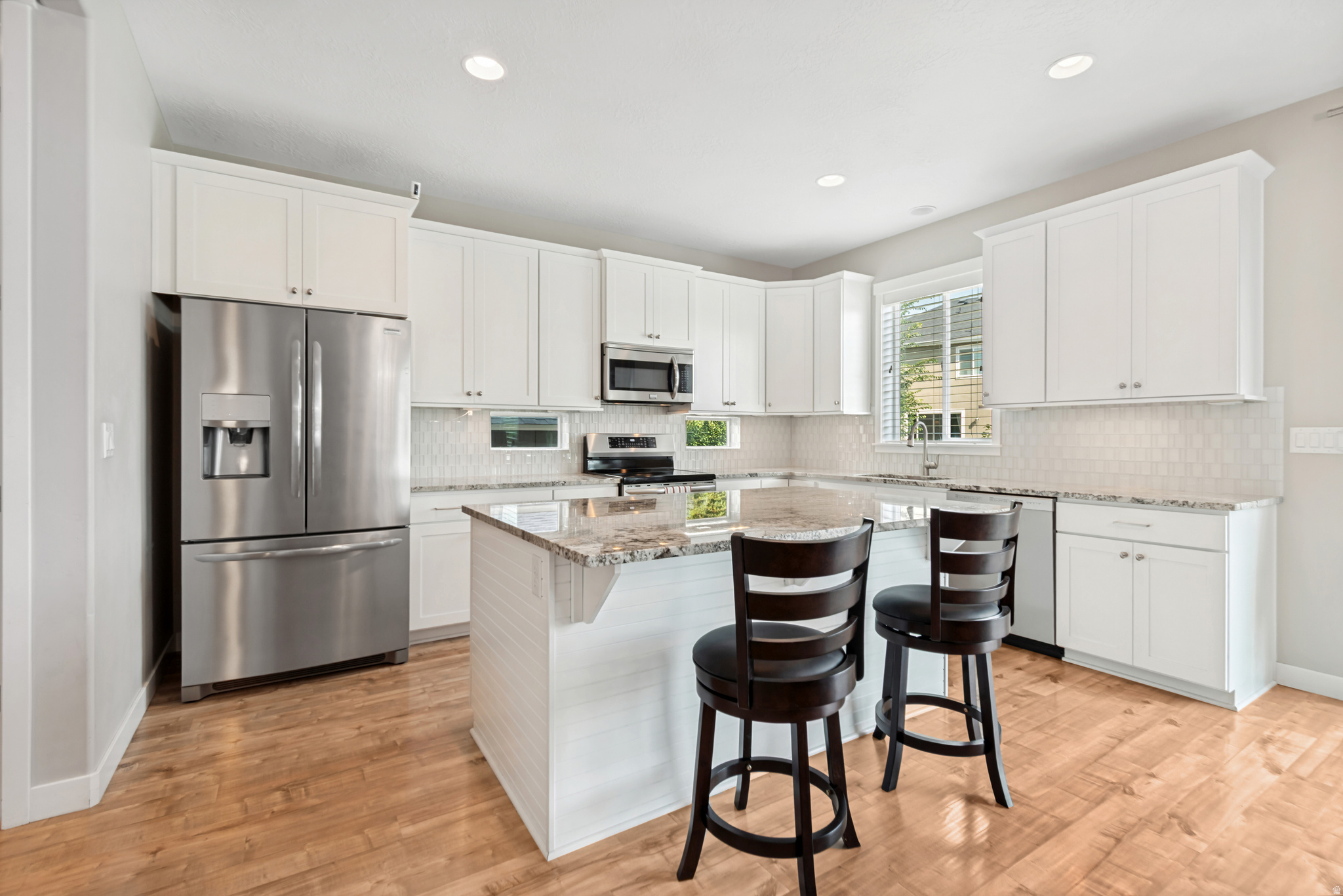 WILLOW SPRINGS - Residential