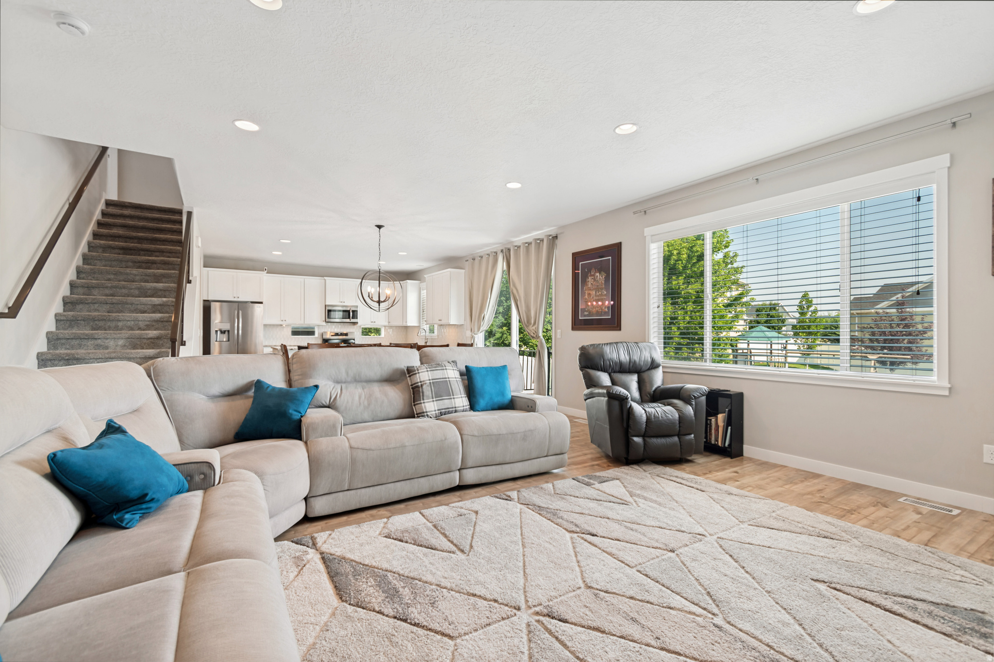WILLOW SPRINGS - Residential