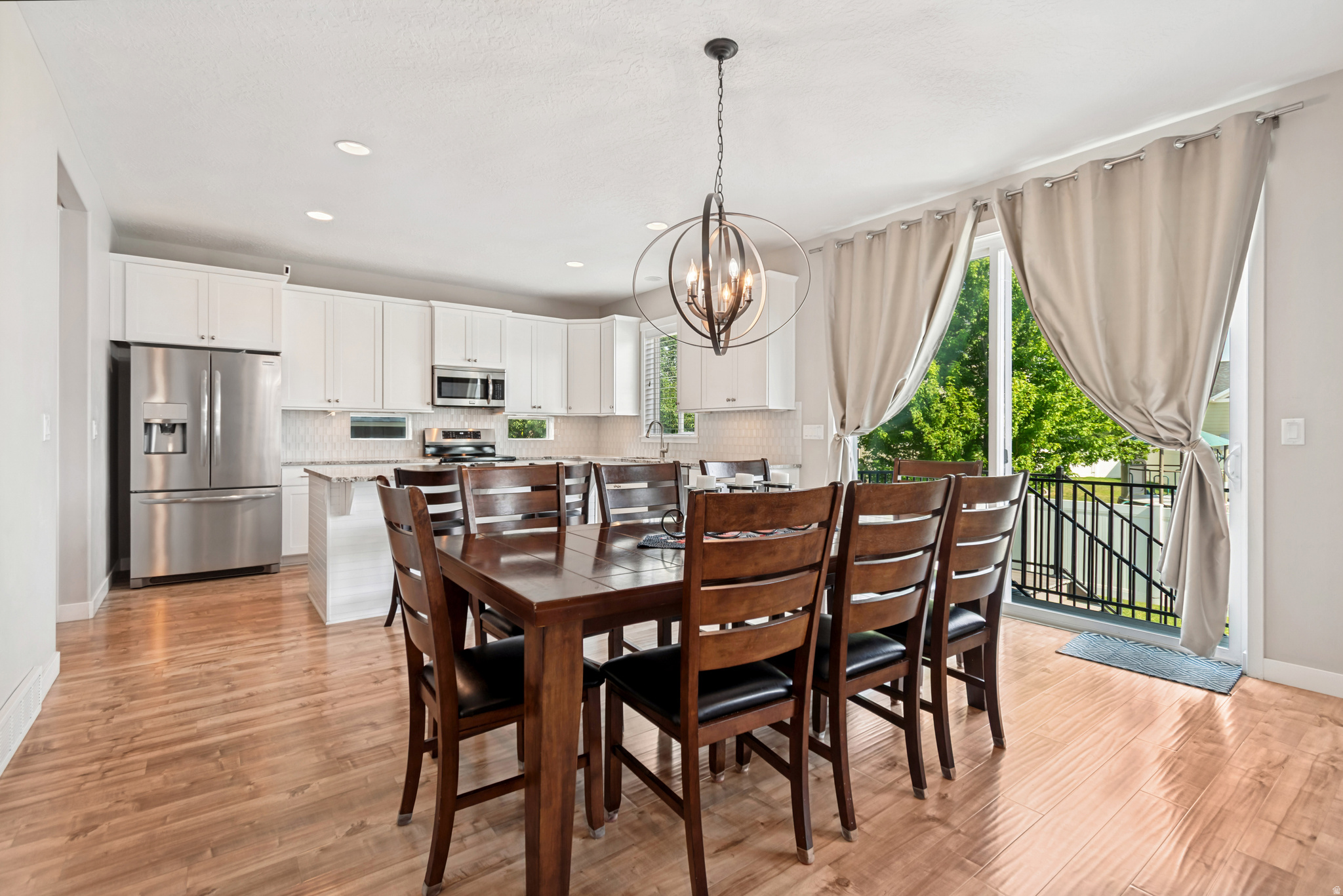WILLOW SPRINGS - Residential