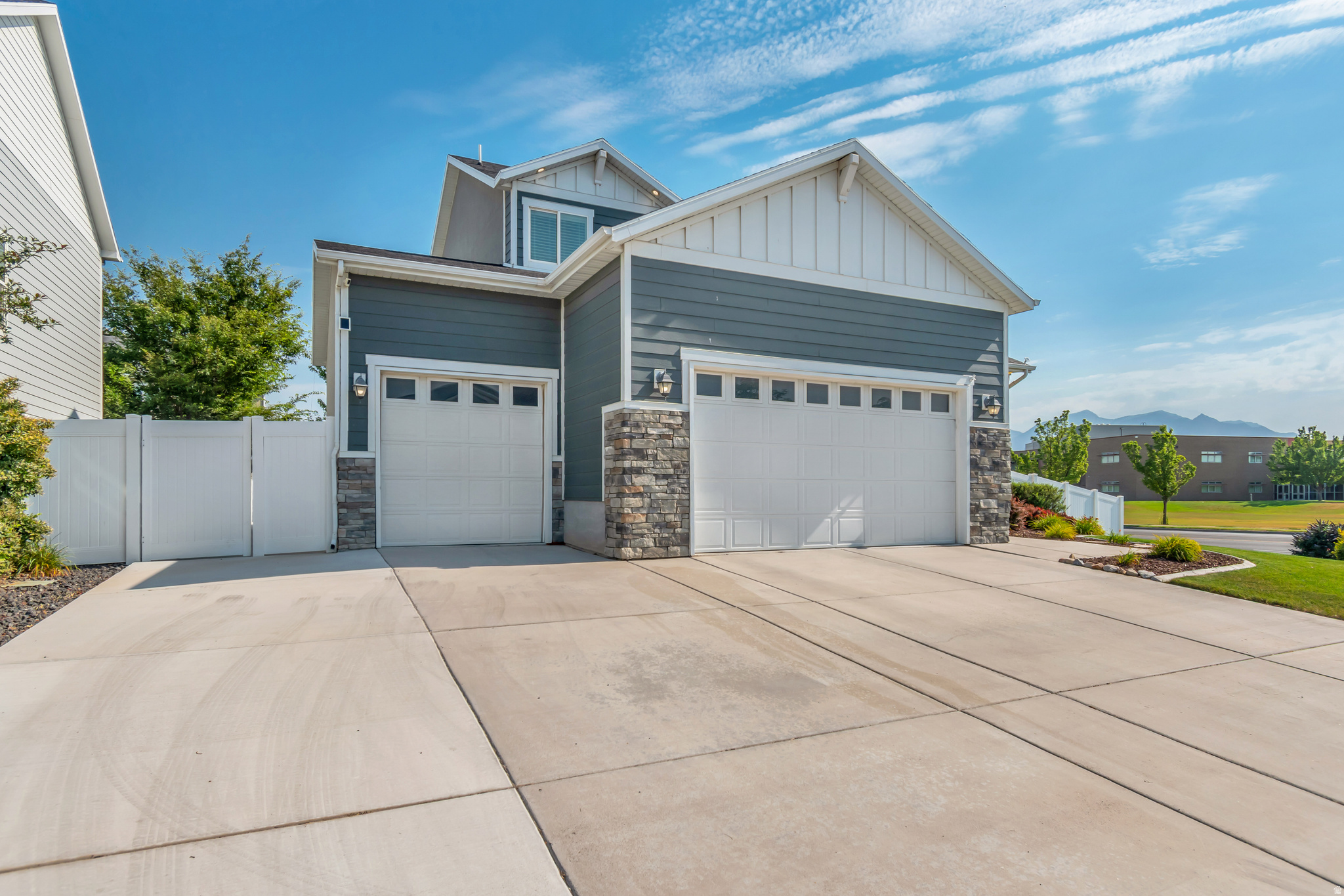 WILLOW SPRINGS - Residential
