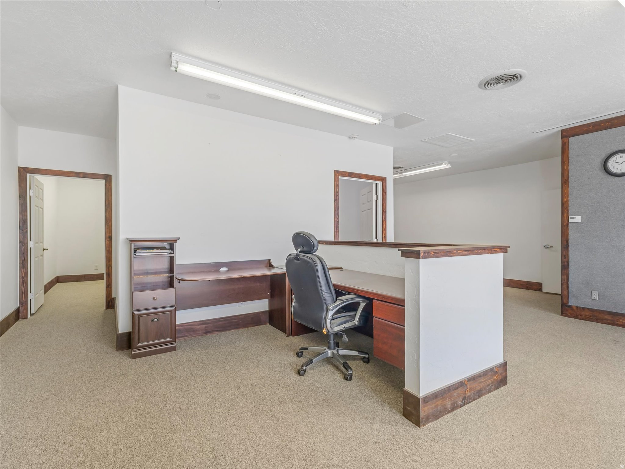 INDUSTRIAL COMMERCE CENTER - Commercial Sale