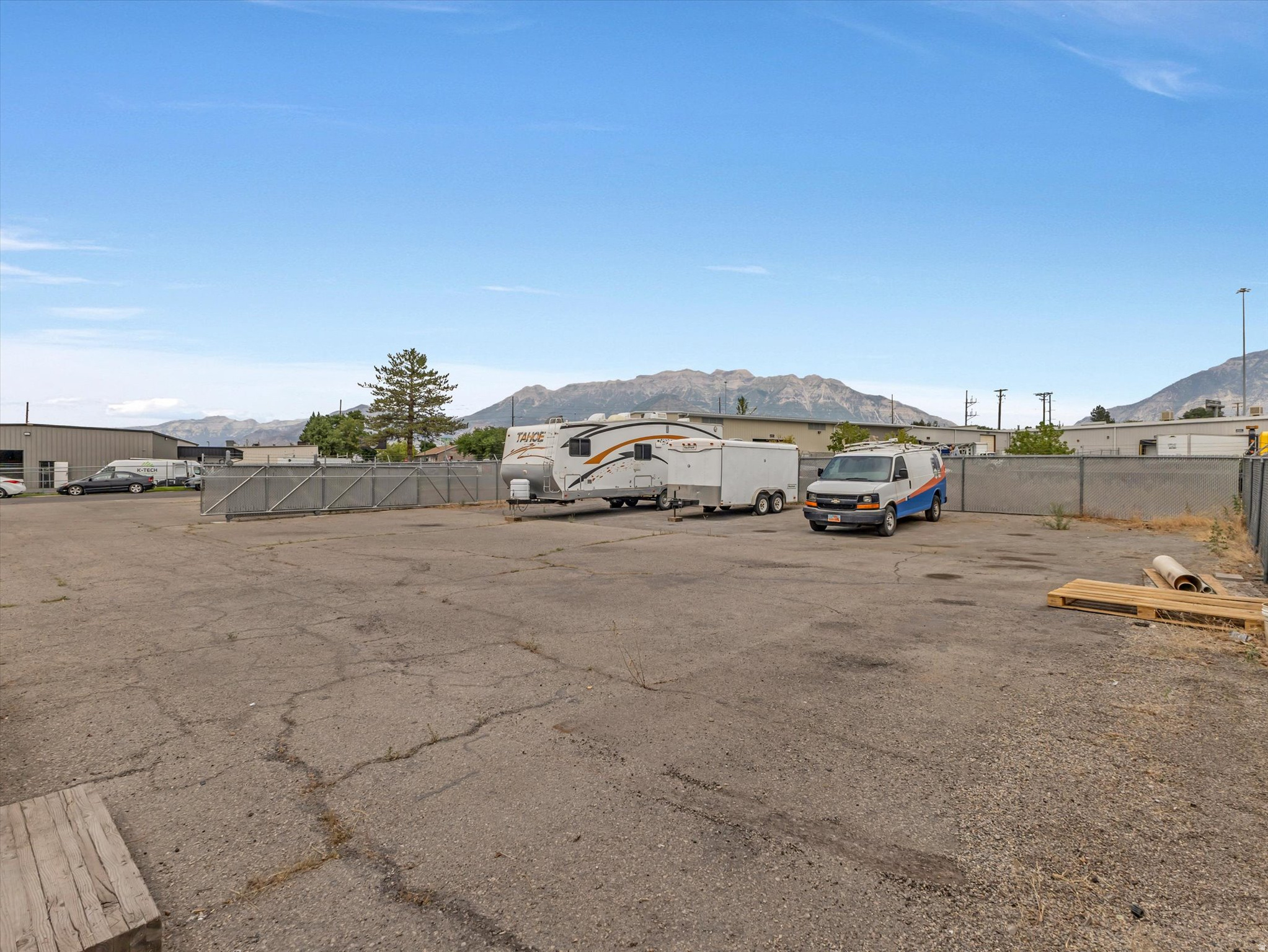INDUSTRIAL COMMERCE CENTER - Commercial Sale