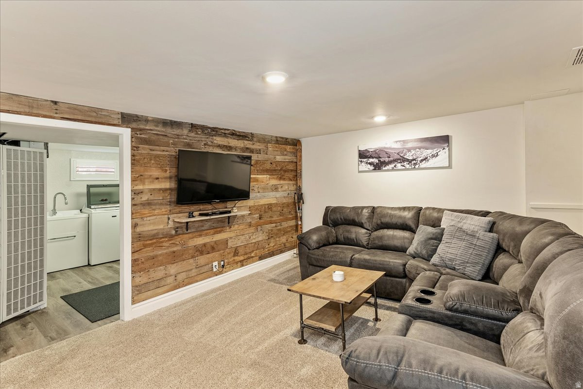 BROOKLANE - Residential