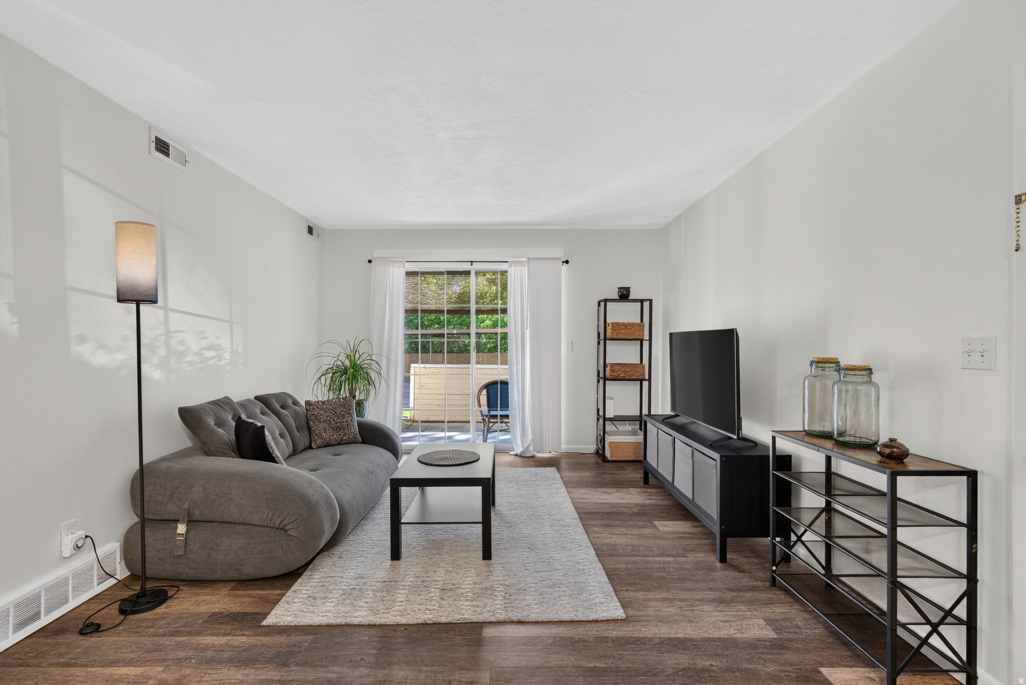 WATERSIDE CONDOS - Residential