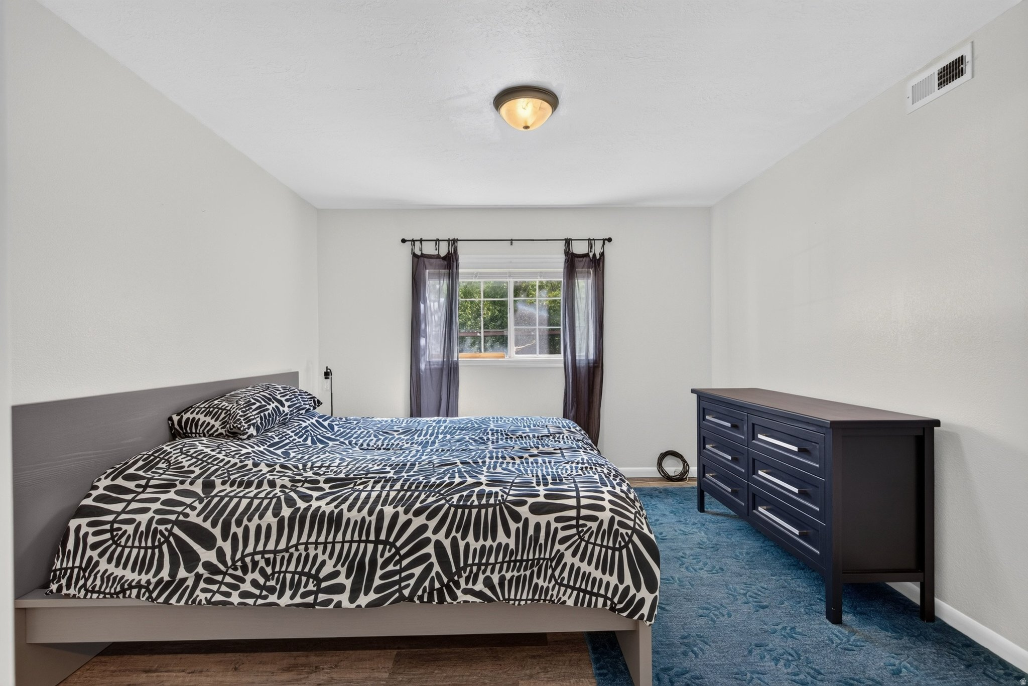 WATERSIDE CONDOS - Residential